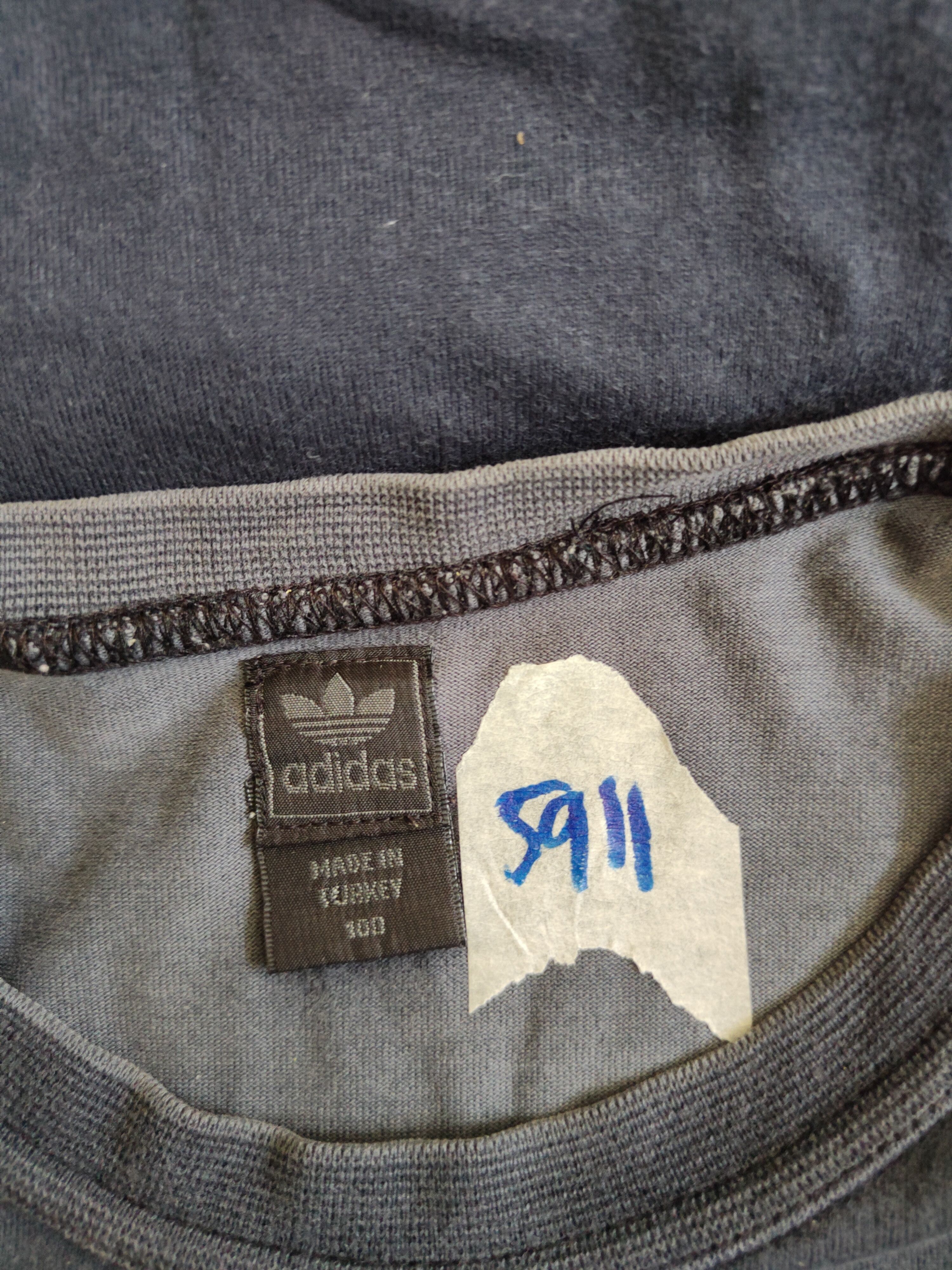 Adidas Adidas vintage faded Short Sleeve T-shirt #5911 Size US L / EU 52-54 / 3 - 11 Thumbnail