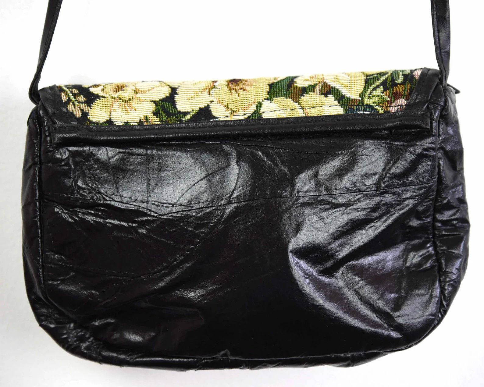 Leather × Other × Vintage Floral Tapestry Faux Leather Shoulder Bag Purse Crossbody Size ONE SIZE - 8 Thumbnail