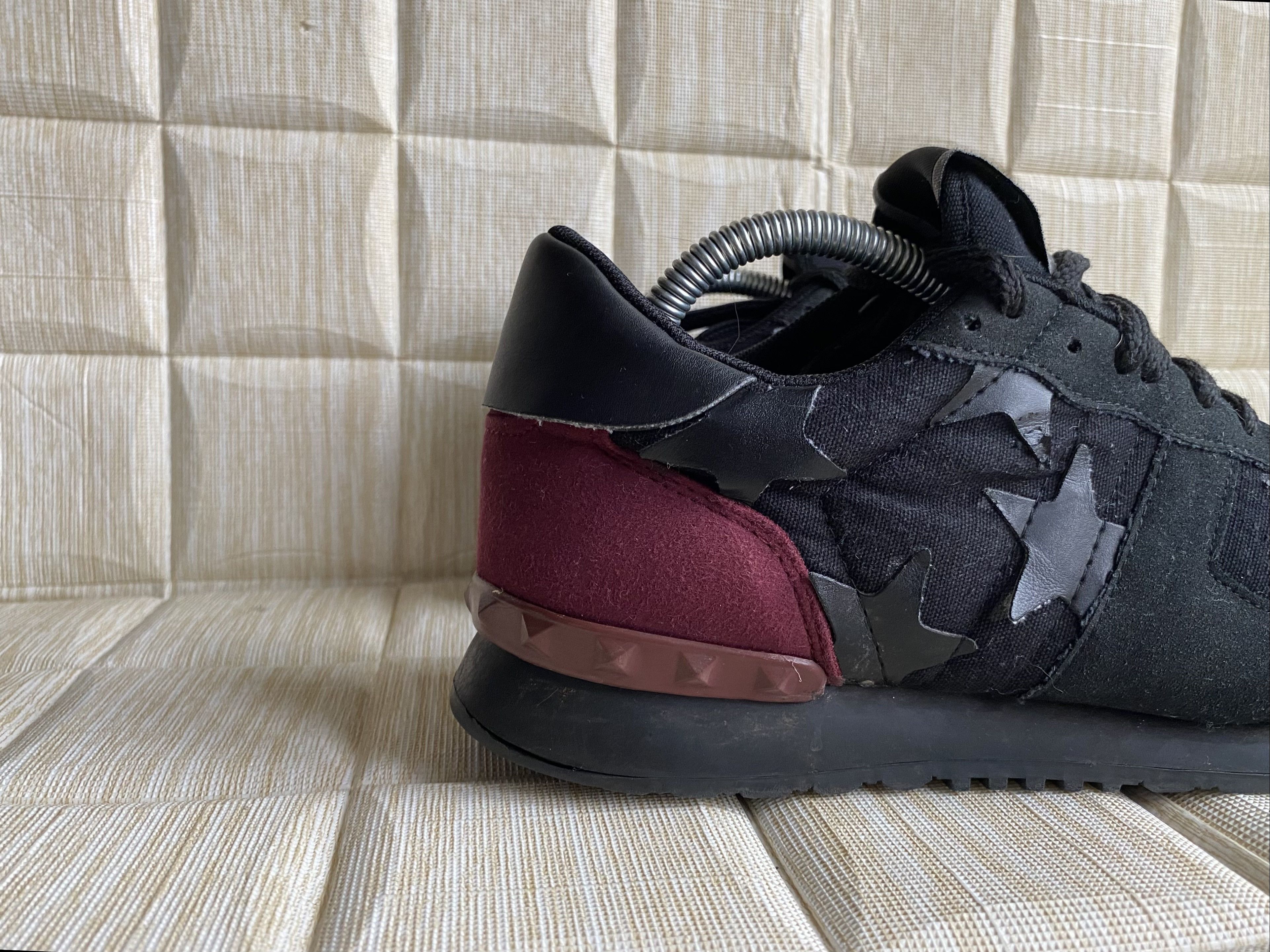 Valentino Valentino Garavani Rockrunner Star Stud Buffed Low Sneaker Size US 7 / EU 40 - 2 Thumbnail
