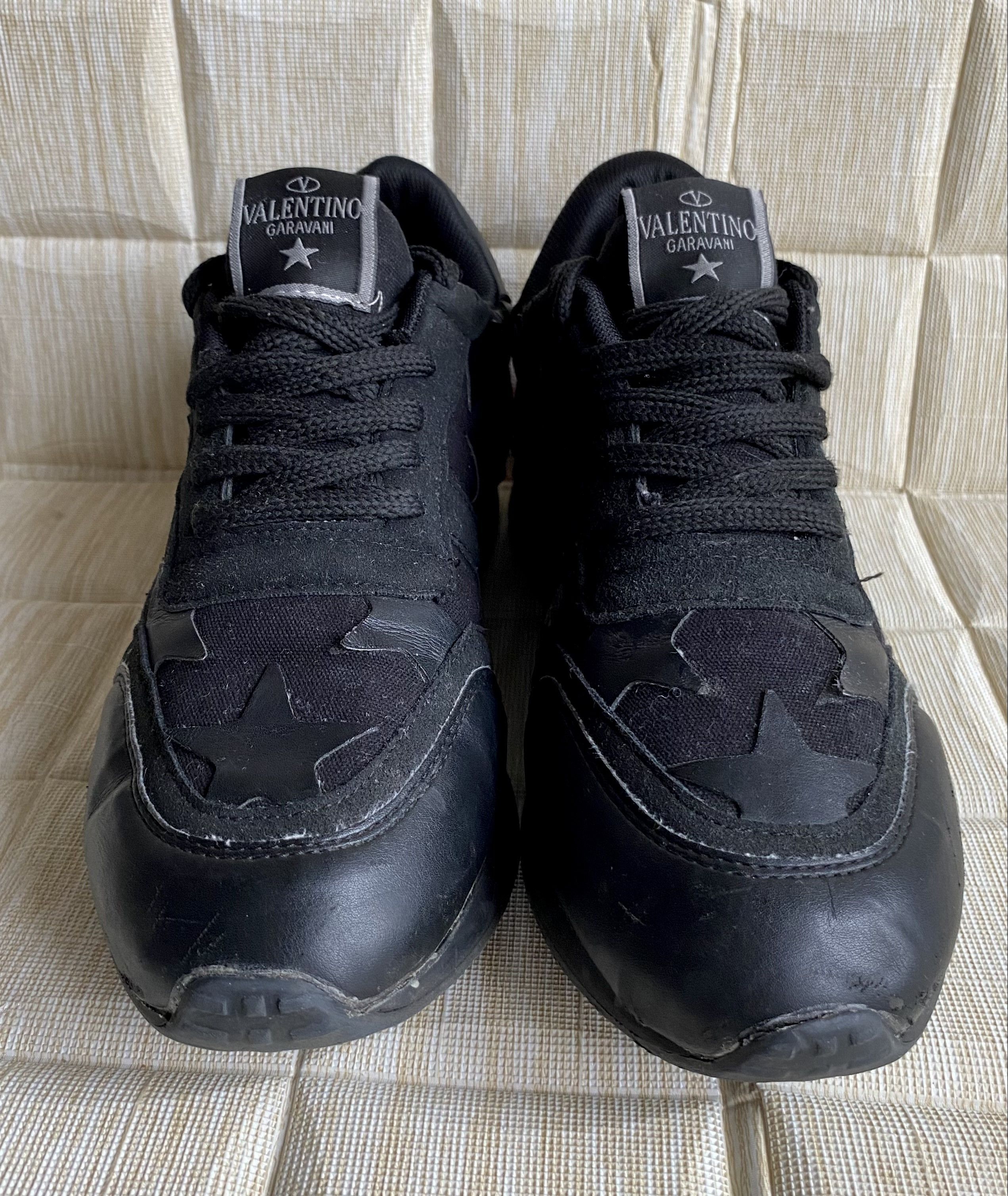 Valentino Valentino Garavani Rockrunner Star Stud Buffed Low Sneaker Size US 7 / EU 40 - 3 Thumbnail