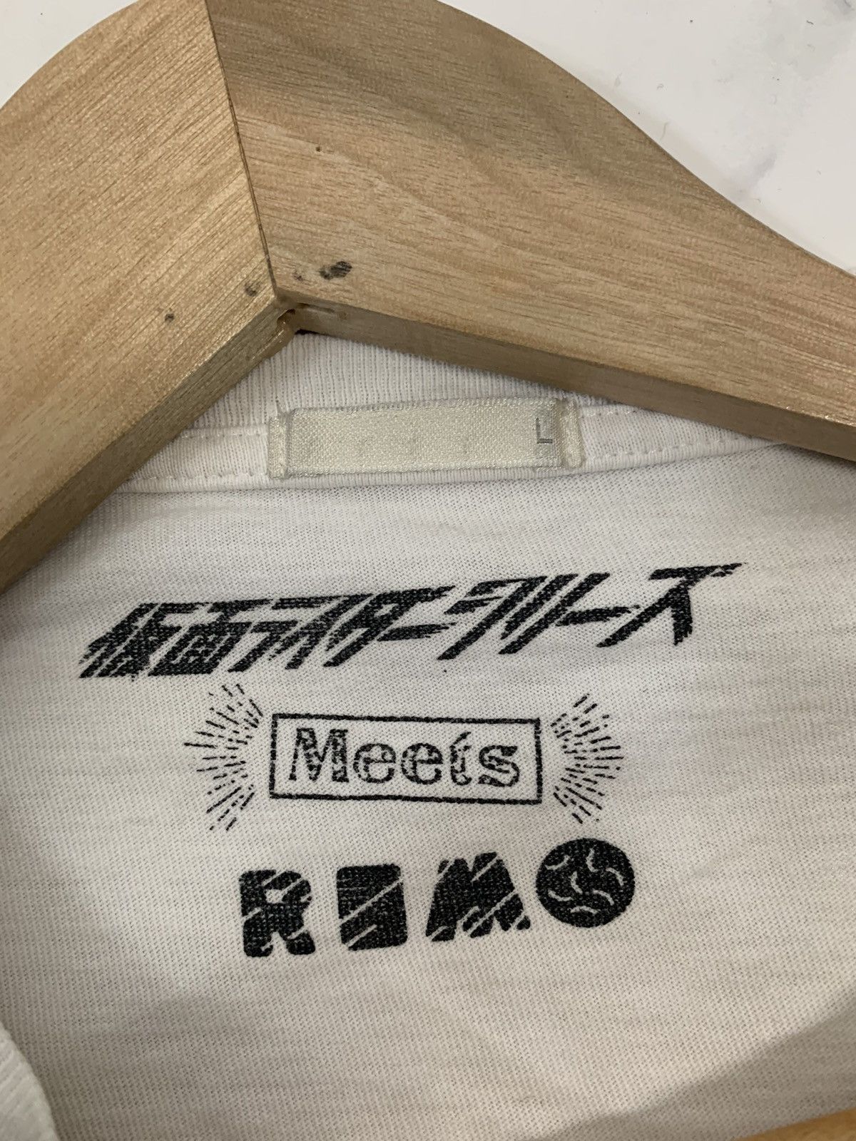 Japanese Brand Gu x Meets Tee Size US M / EU 48-50 / 2 - 6 Thumbnail