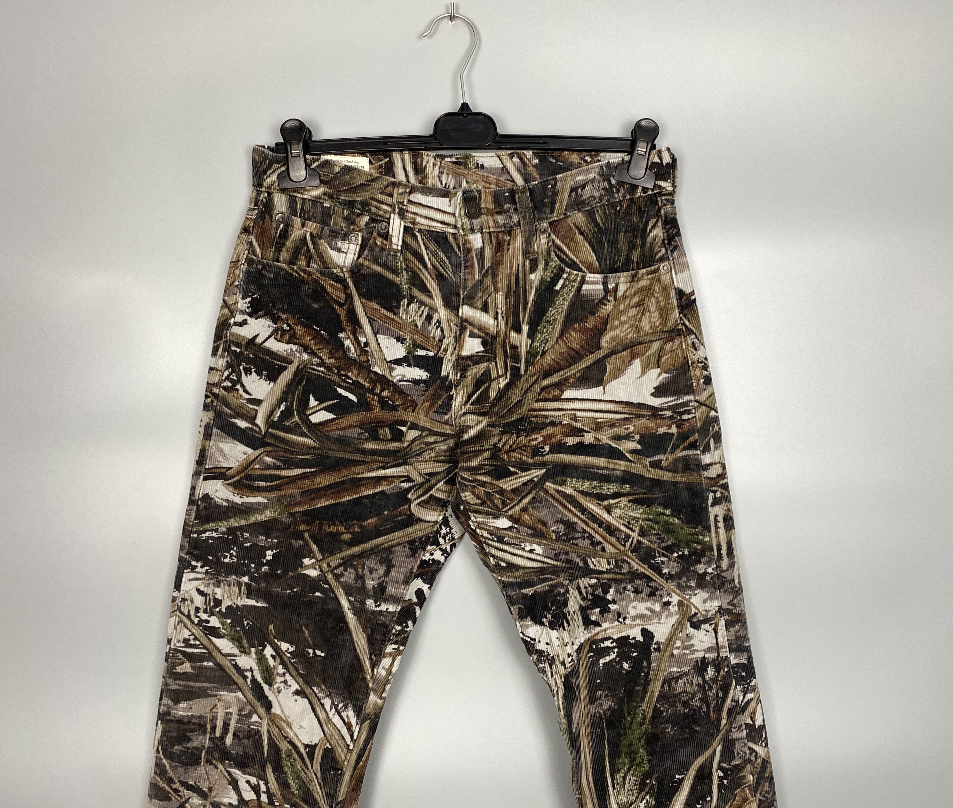Levi's Levis 502 Premium Big E Velvet Camo Printed Pant W29 L32 Size US 29 - 4 Thumbnail