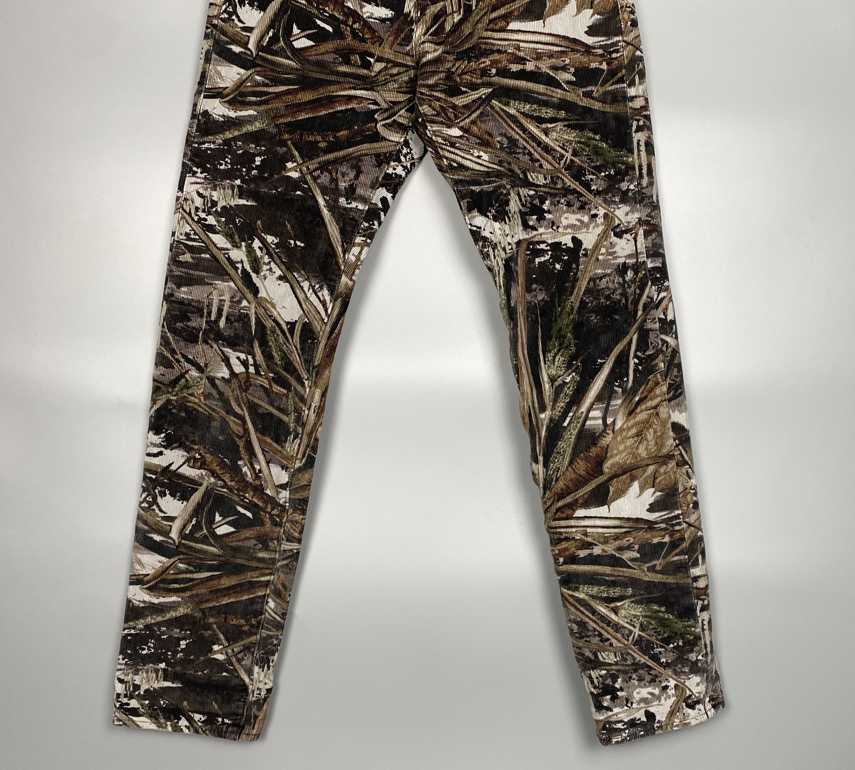 Levi's Levis 502 Premium Big E Velvet Camo Printed Pant W29 L32 Size US 29 - 6 Thumbnail