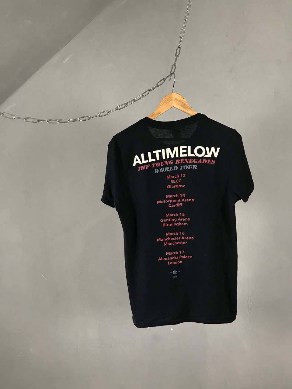 Band Tees × Vintage All Time Low vintage tour tee young renegades Size US S / EU 44-46 / 1 - 5 Thumbnail
