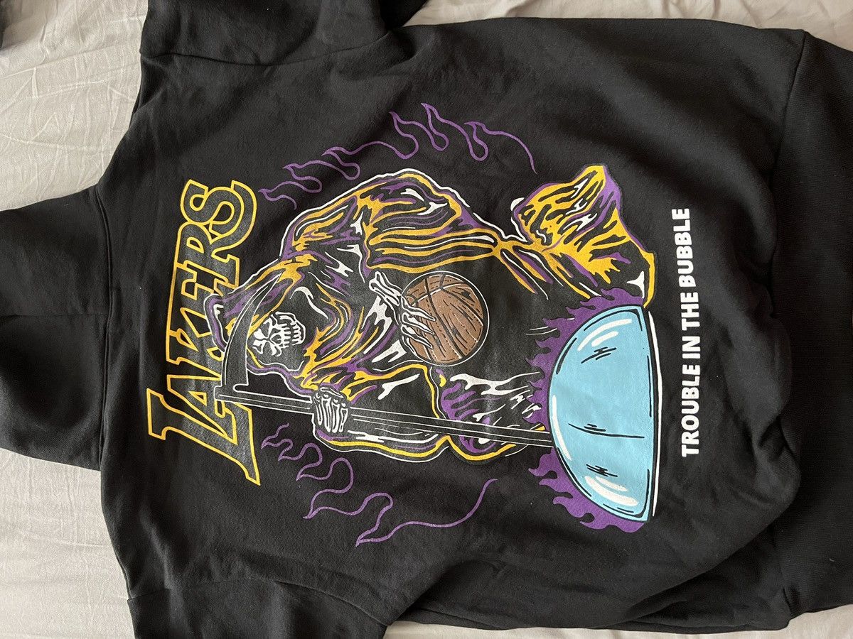Warren Lotas Warren lotas trouble in the bubble Lakers Size US M / EU 48-50 / 2 - 3 Thumbnail