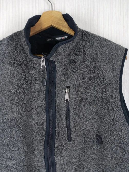 The North Face × Vintage Rare Vintage The North Face Small Logo Fleece Vest Size US M / EU 48-50 / 2 - 1 Thumbnail