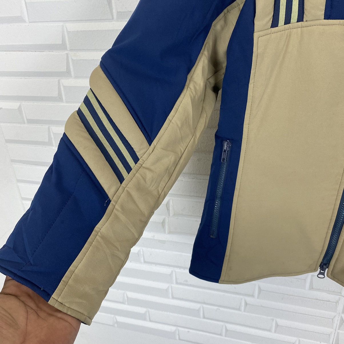 Adidas Vintage Adidas Ski light jacket Size US M / EU 48-50 / 2 - 7 Thumbnail