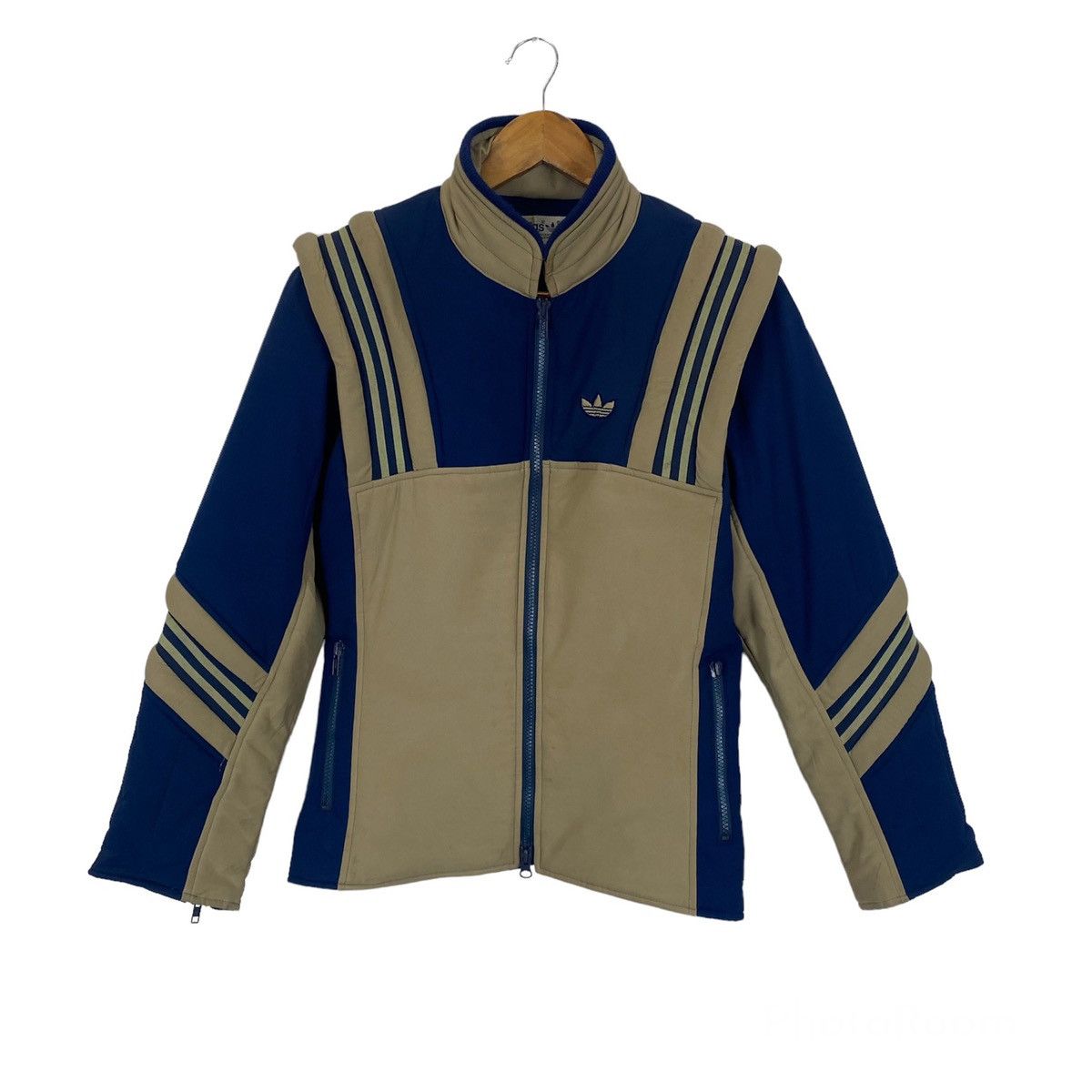 Adidas Vintage Adidas Ski light jacket Size US M / EU 48-50 / 2 - 1 Thumbnail