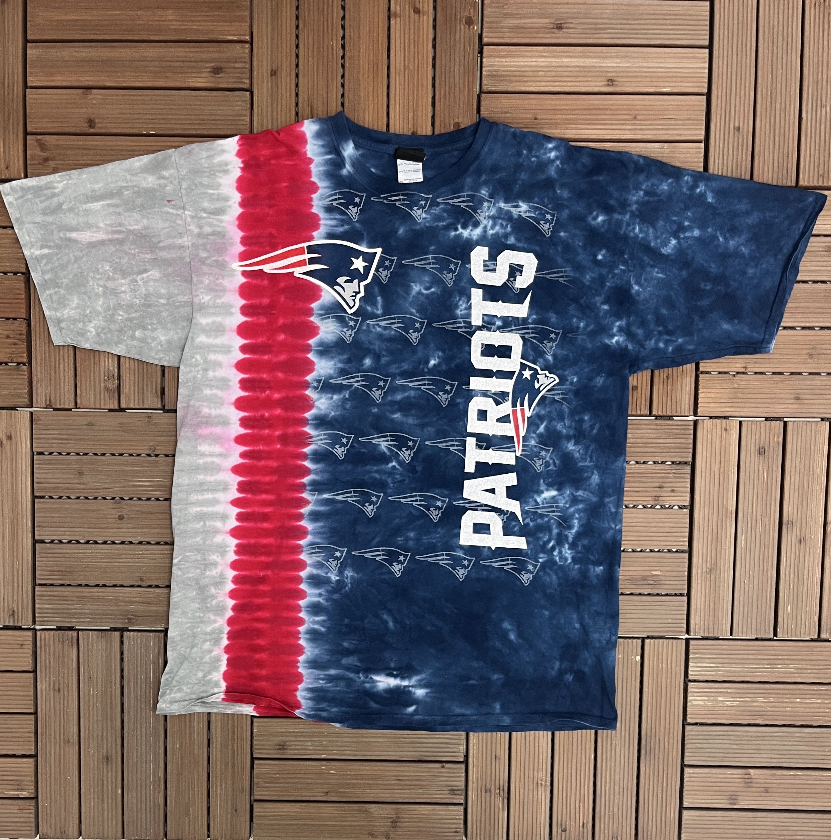 Vintage New England Patriots Tie Dye Vintage T-Shirt Size US XXL / EU 58 / 5 - 1 Thumbnail