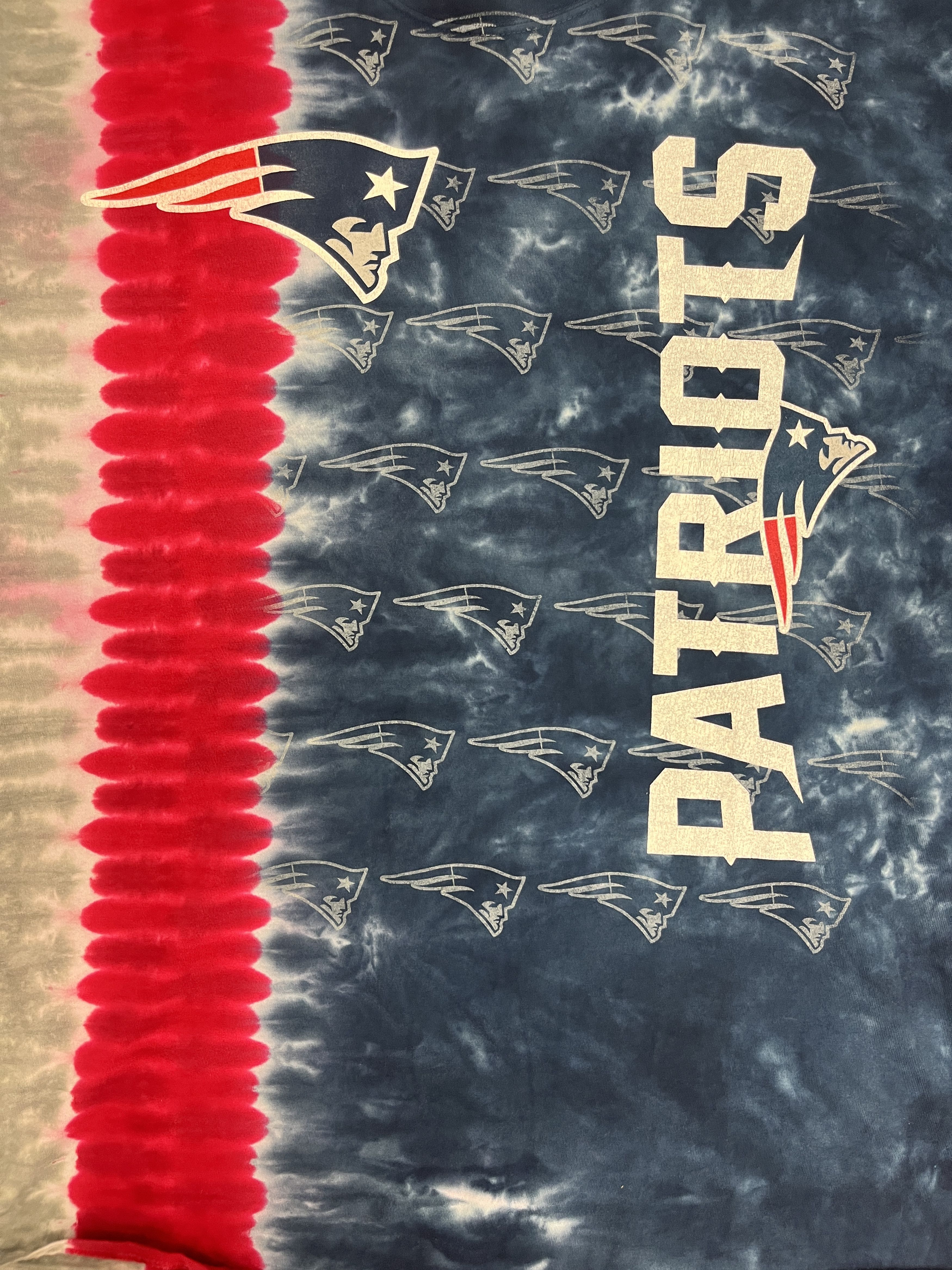 Vintage New England Patriots Tie Dye Vintage T-Shirt Size US XXL / EU 58 / 5 - 2 Thumbnail