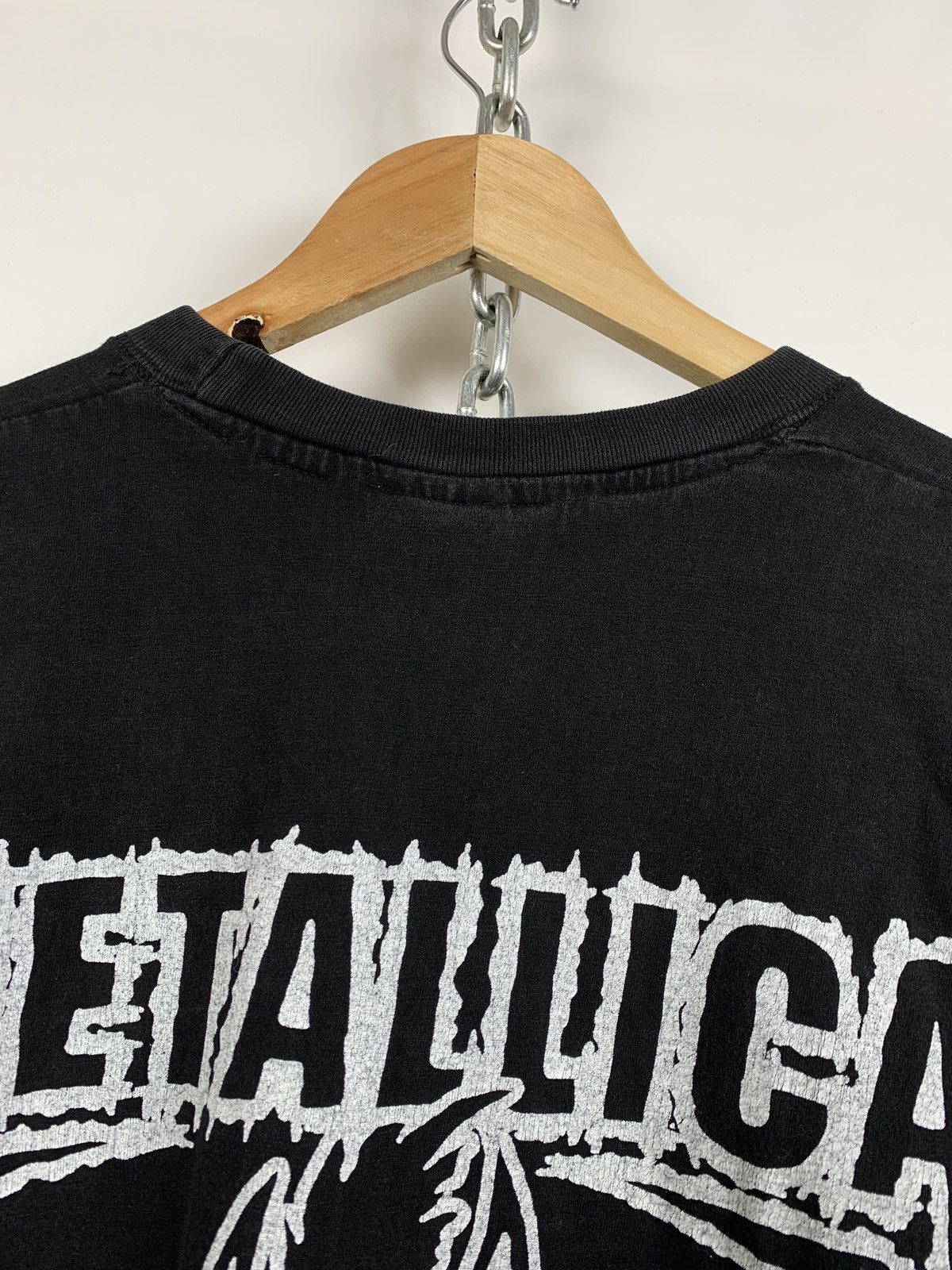 Band Tees Vintage Metallica Faded Black Rare T-Shirt Size US M / EU 48-50 / 2 - 13 Thumbnail