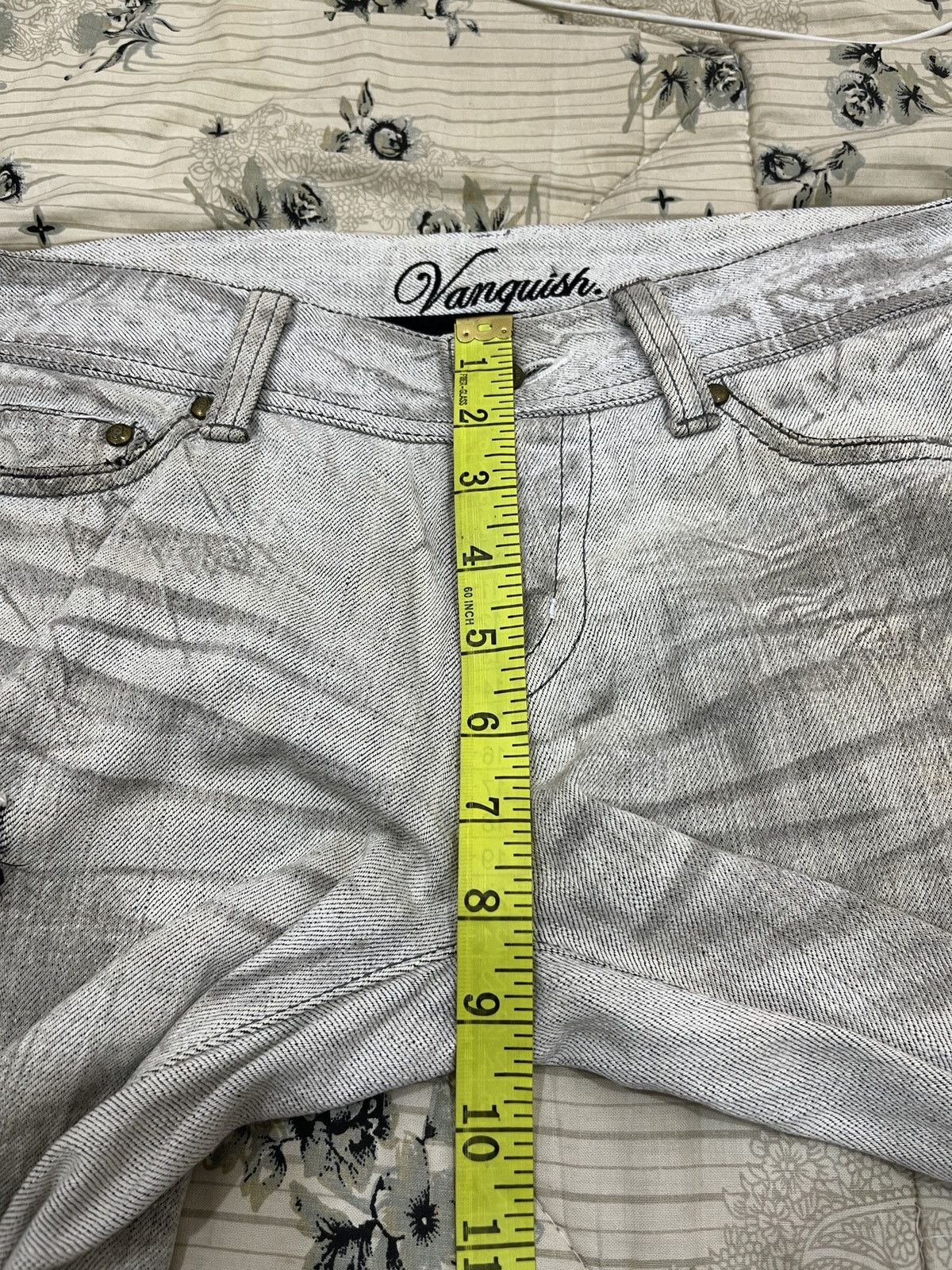 Vanquish (Aaa). VINTAGE VANQUISH FLARE DENIM Size 31" - 18 Thumbnail