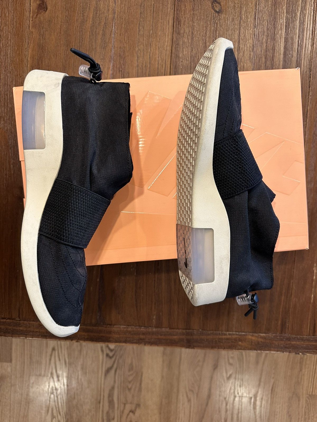 Fear of God × Nike Nike Air / Fear of God Moc Size 10.5 Black / Fossil VNDS Size US 10.5 / EU 43-44 - 2 Thumbnail