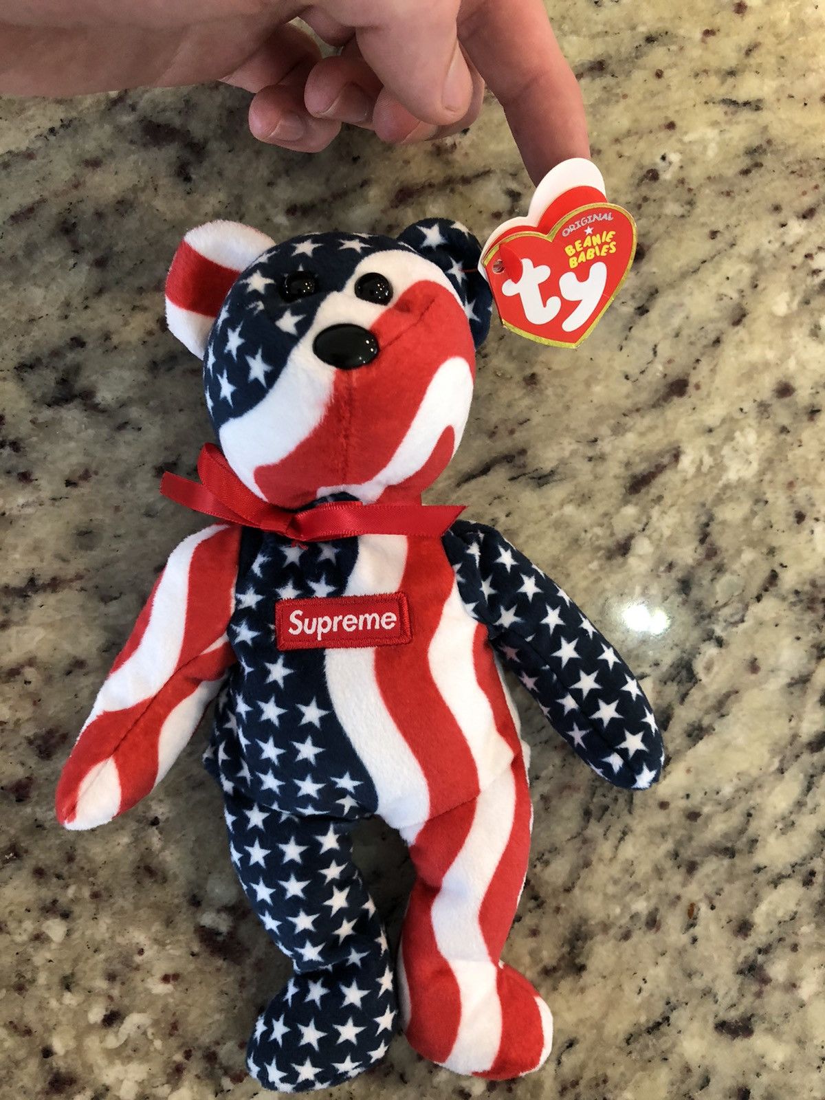 Supreme アメリカ国旗デザイン ぬいぐるみ Supreme Supreme USA Flag Teddy Bear | Grailed