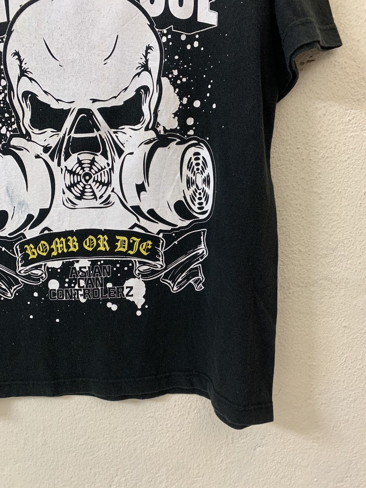 Japanese Brand Asian Posse Bomb Or Die Tshirt Size US S / EU 44-46 / 1 - 2 Thumbnail