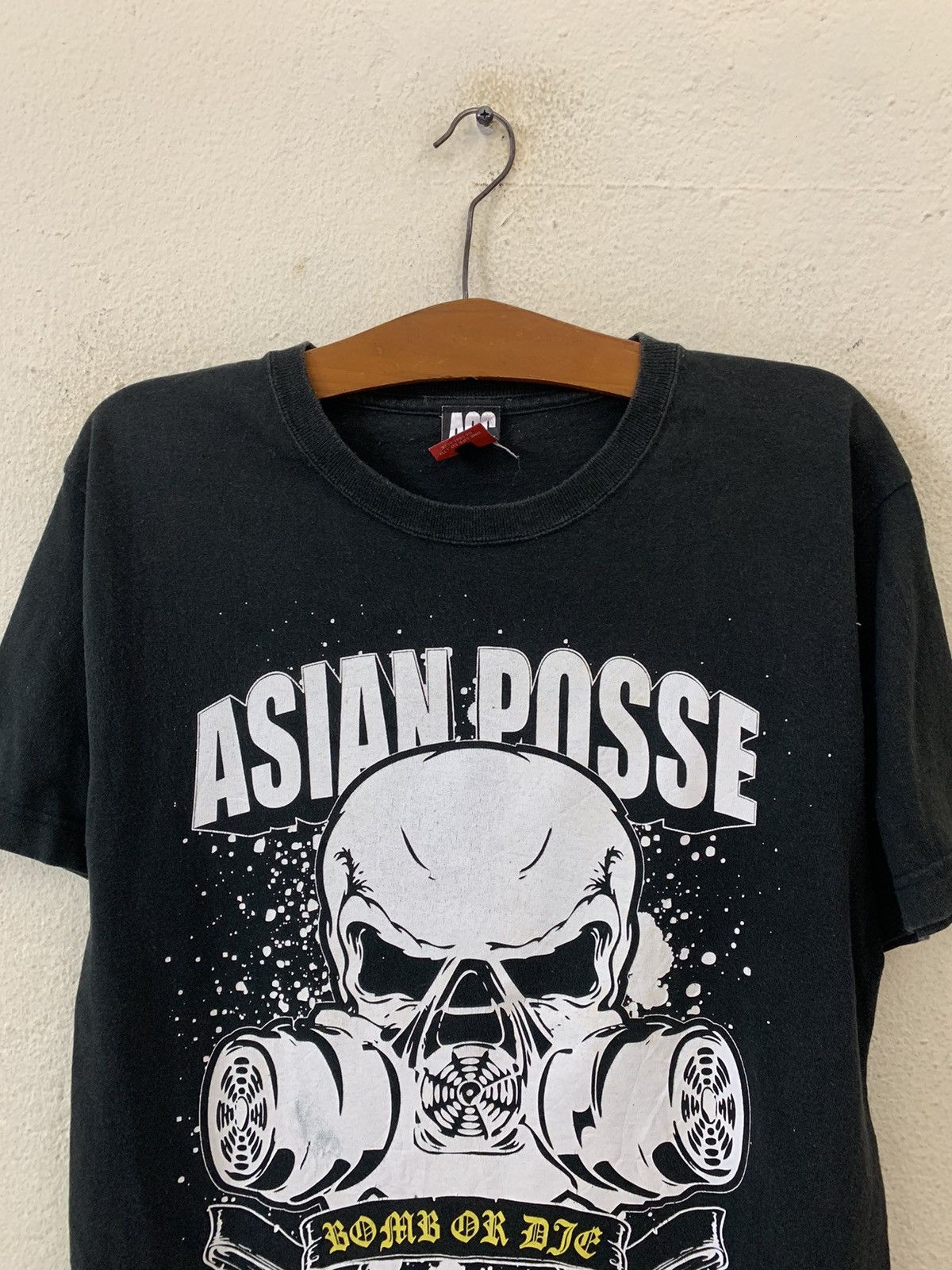 Japanese Brand Asian Posse Bomb Or Die Tshirt Size US S / EU 44-46 / 1 - 4 Thumbnail