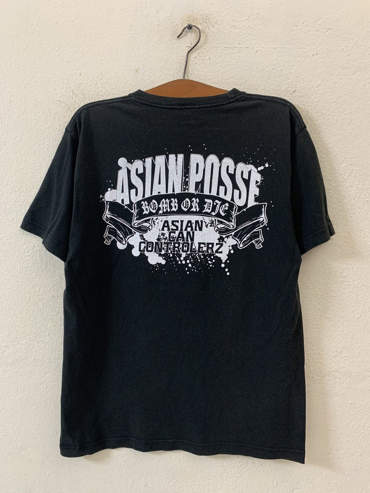 Japanese Brand Asian Posse Bomb Or Die Tshirt Size US S / EU 44-46 / 1 - 7 Thumbnail