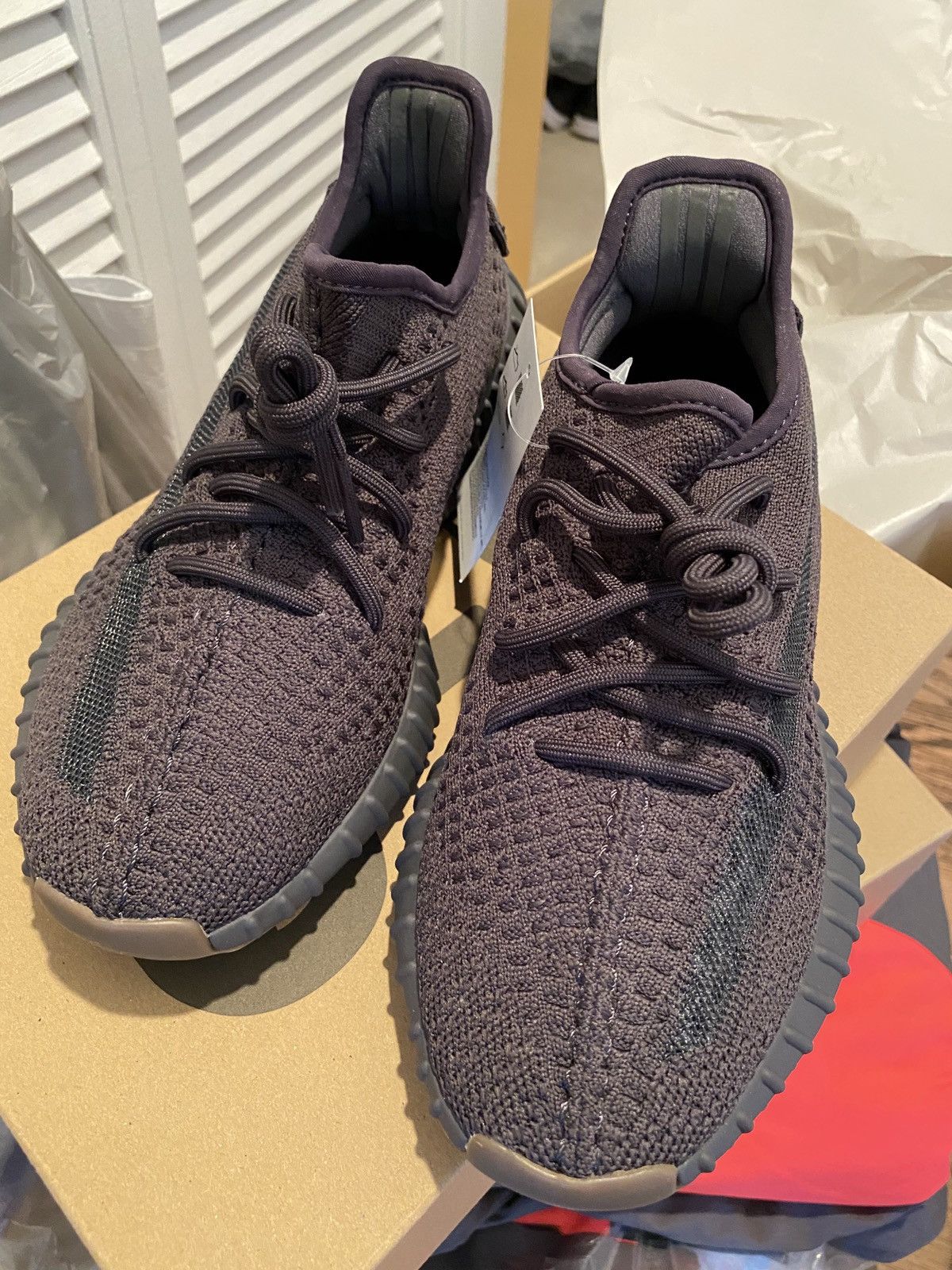 Yeezy Boost 350 V2 Cinder