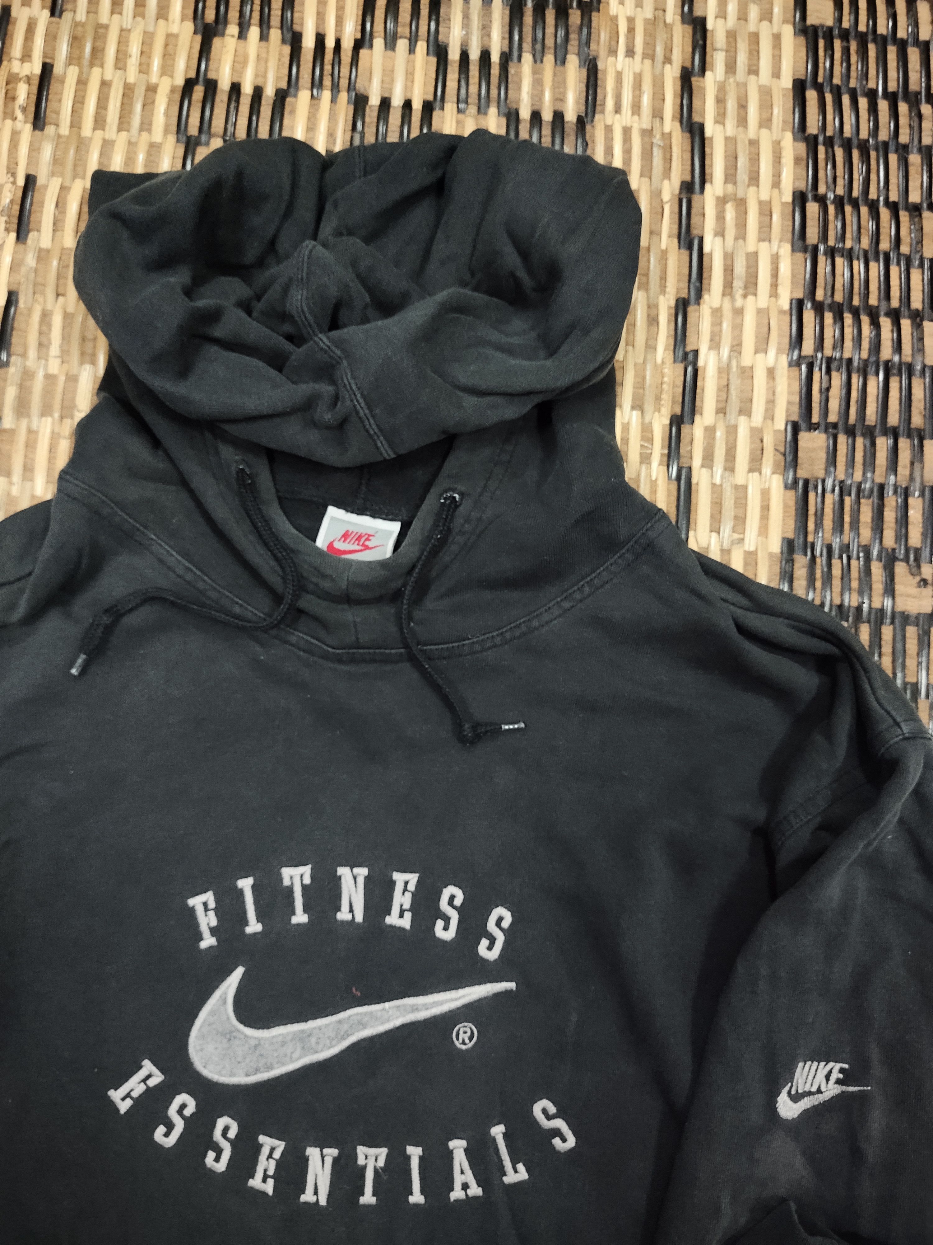Nike VINTAGE NIKE FITNESS ESSENTIALS LOGO EMBROIDERED HOODIES Size US L / EU 52-54 / 3 - 2 Thumbnail