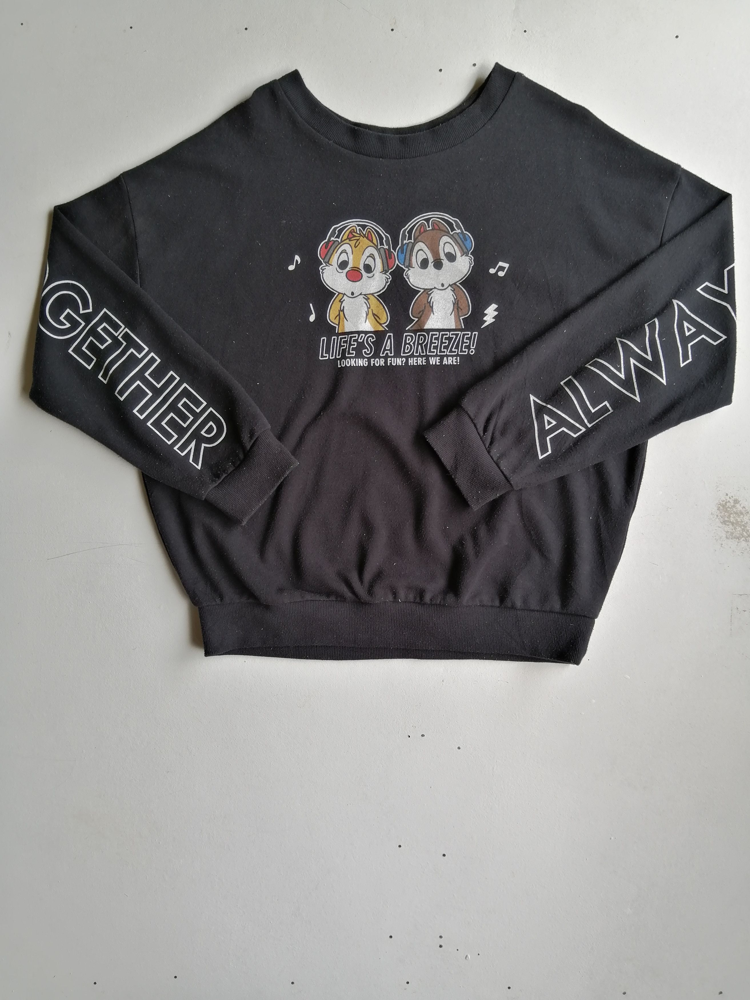 Vintage Disney Chip & Dale Life's a breeze! Sweatshirt