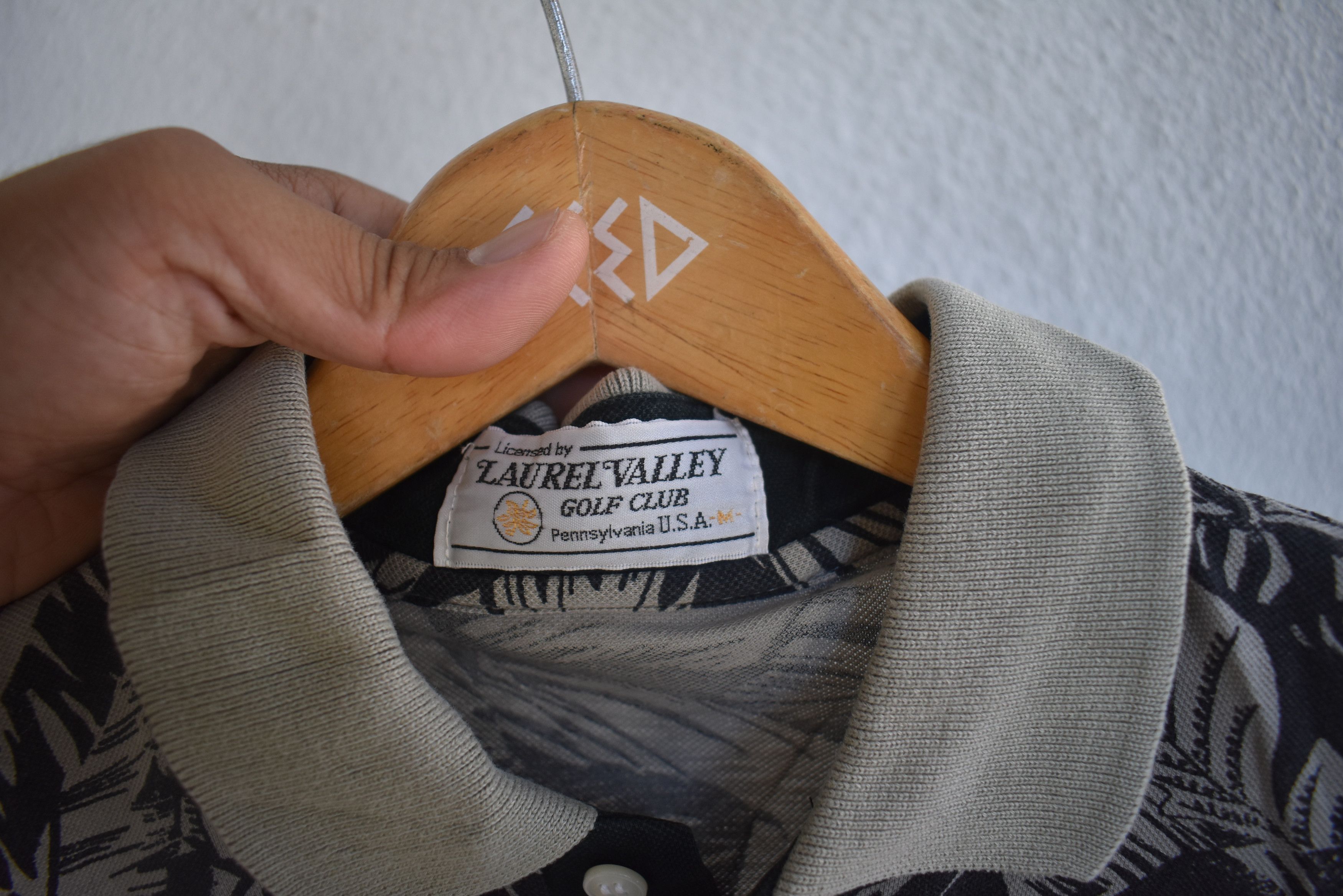 Vintage Vintage Laurel Valley Hawaiian Full Print Polo Shirt Size L Size US M / EU 48-50 / 2 - 5 Thumbnail
