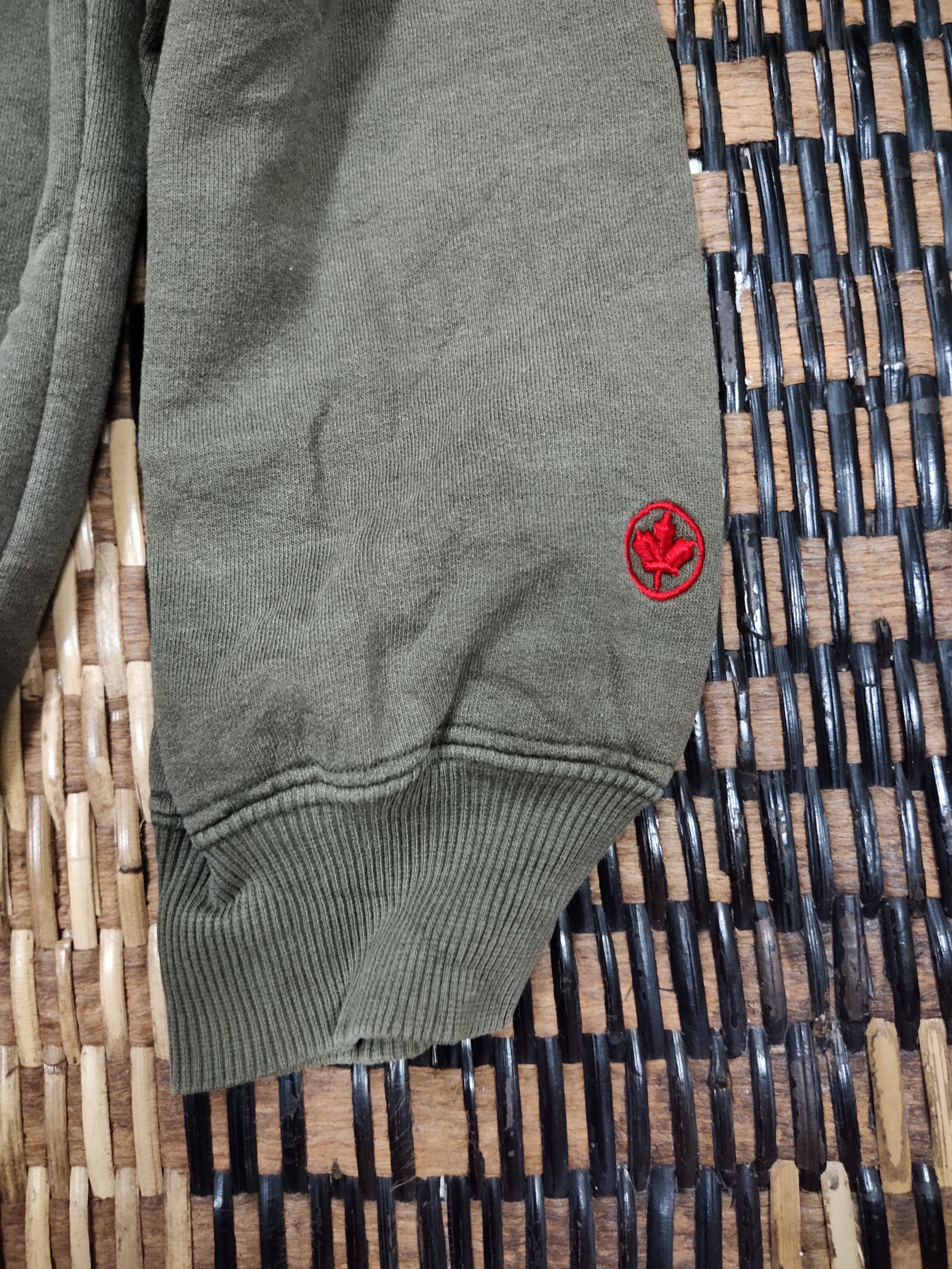 Roots × Vintage VINTAGE ROOTS CANADA SWEATSHIRT Size US XL / EU 56 / 4 - 2 Thumbnail
