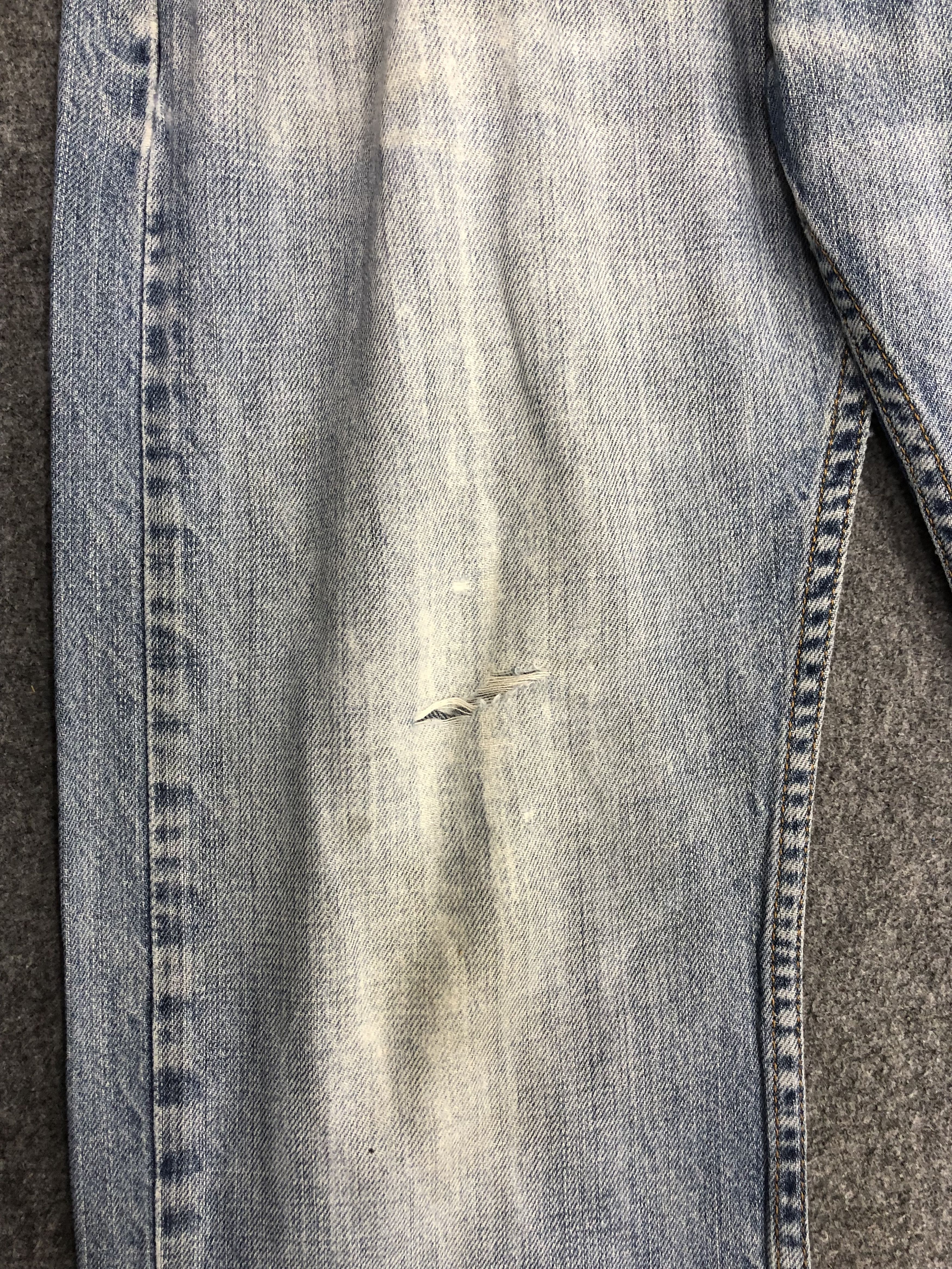 Levi's × Vintage Vintage Levis 514 Light Wash Jeans DP0966 Size US 34 / EU 50 - 11 Thumbnail