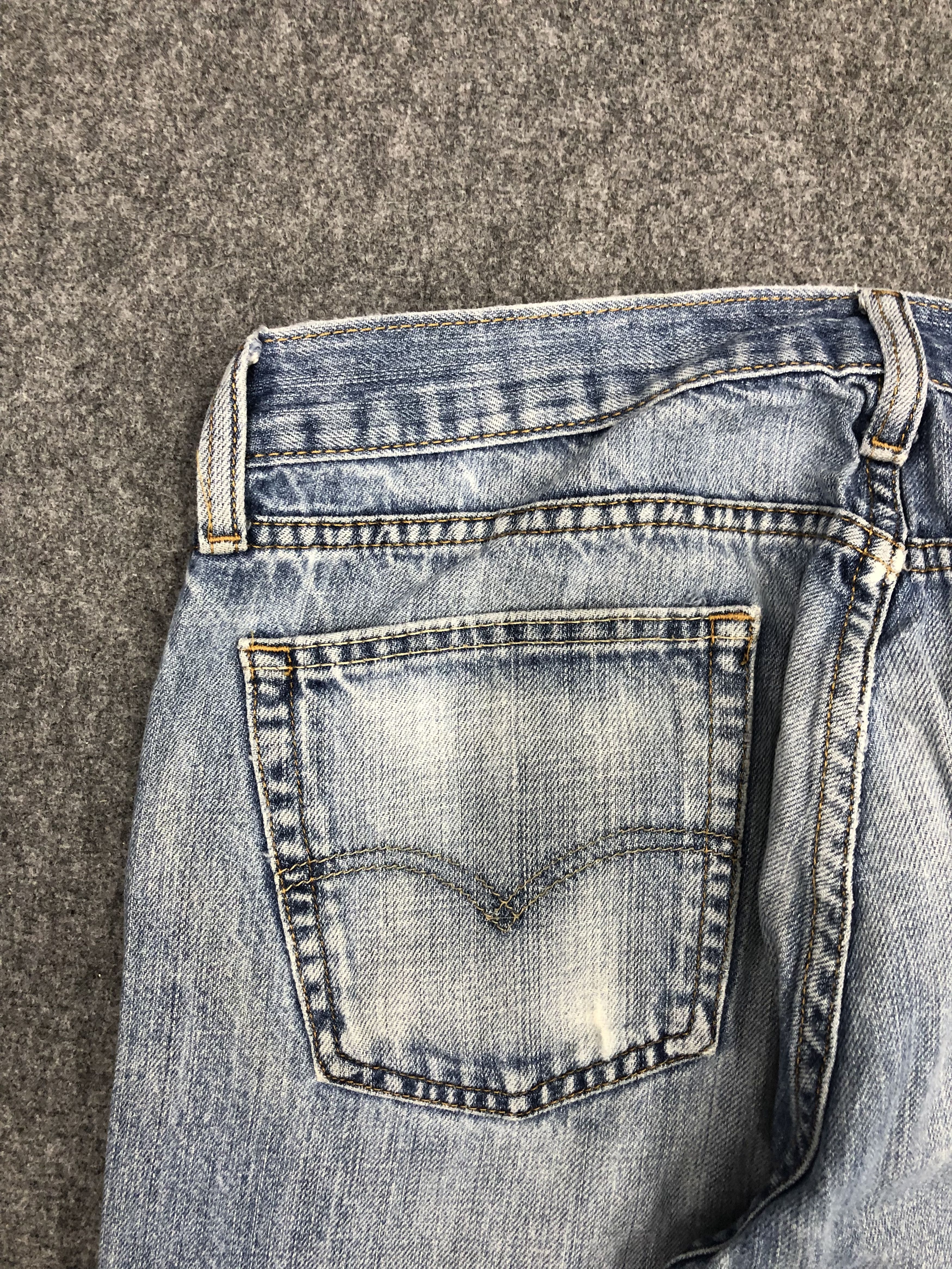 Levi's × Vintage Vintage Levis 514 Light Wash Jeans DP0966 Size US 34 / EU 50 - 13 Thumbnail
