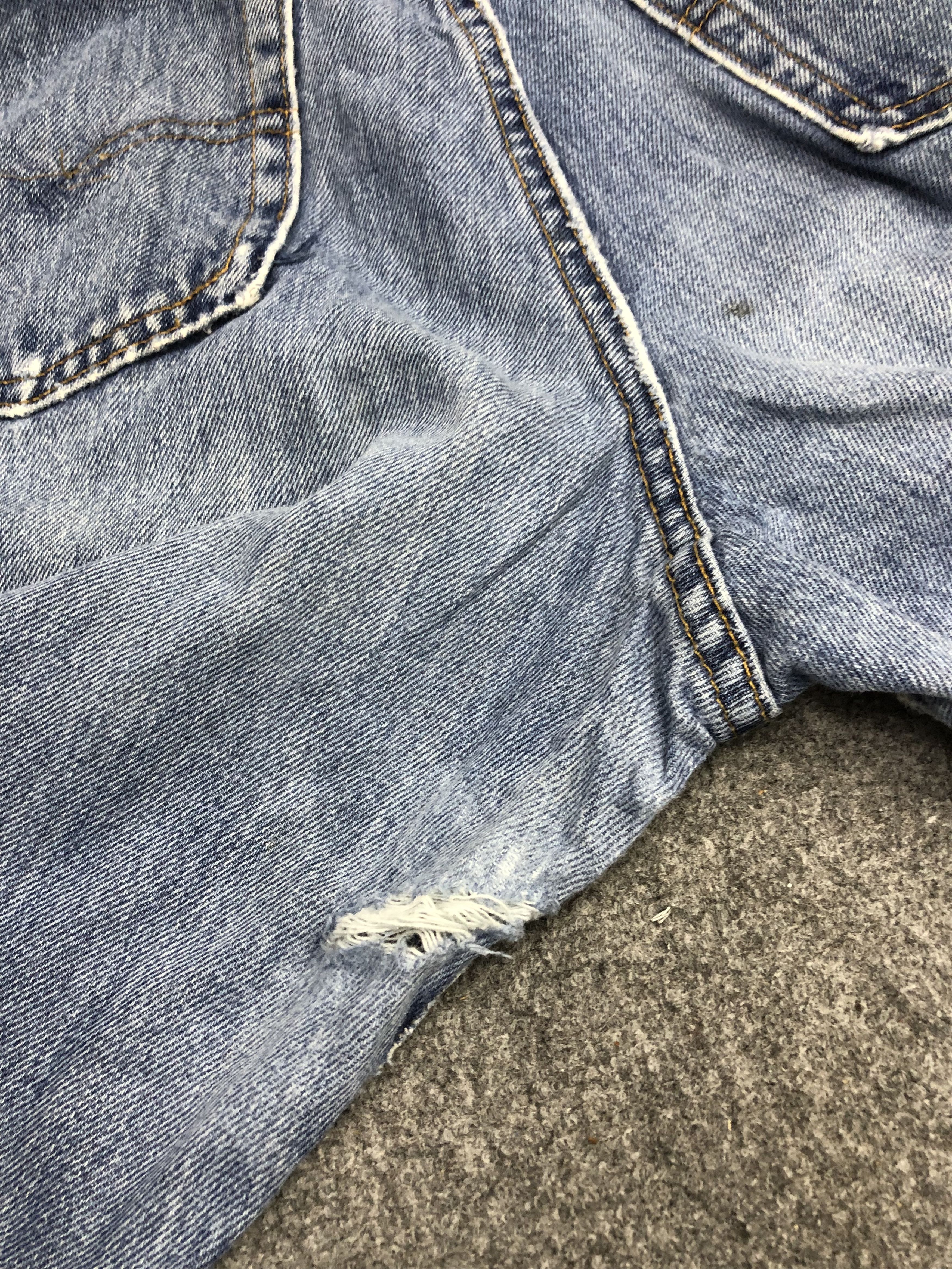Levi's Vintage Levis 560 Jeans DP0964 Size US 30 / EU 46 - 13 Thumbnail