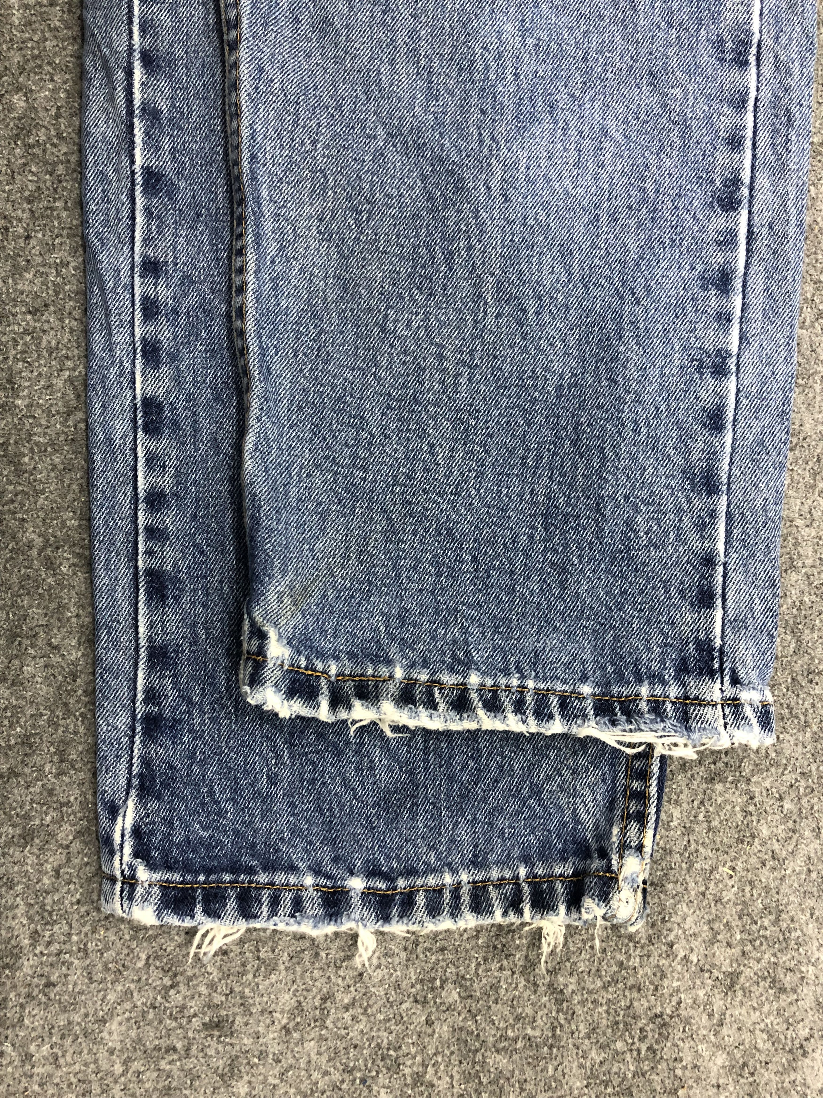 Levi's Vintage Levis 560 Jeans DP0964 Size US 30 / EU 46 - 12 Thumbnail