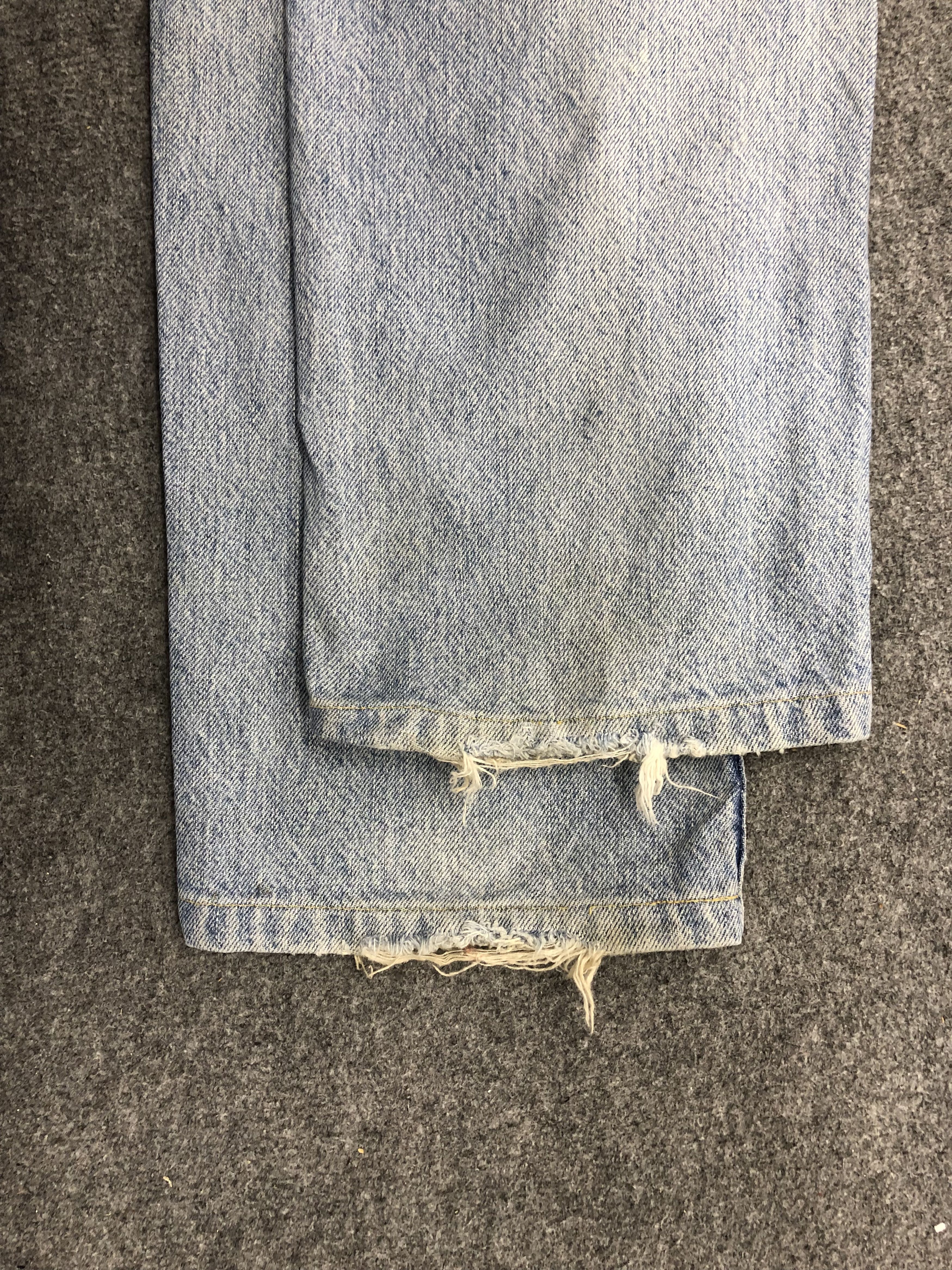 Levi's Vintage Levis Light Wash Jeans DP0963 Size US 34 / EU 50 - 12 Thumbnail