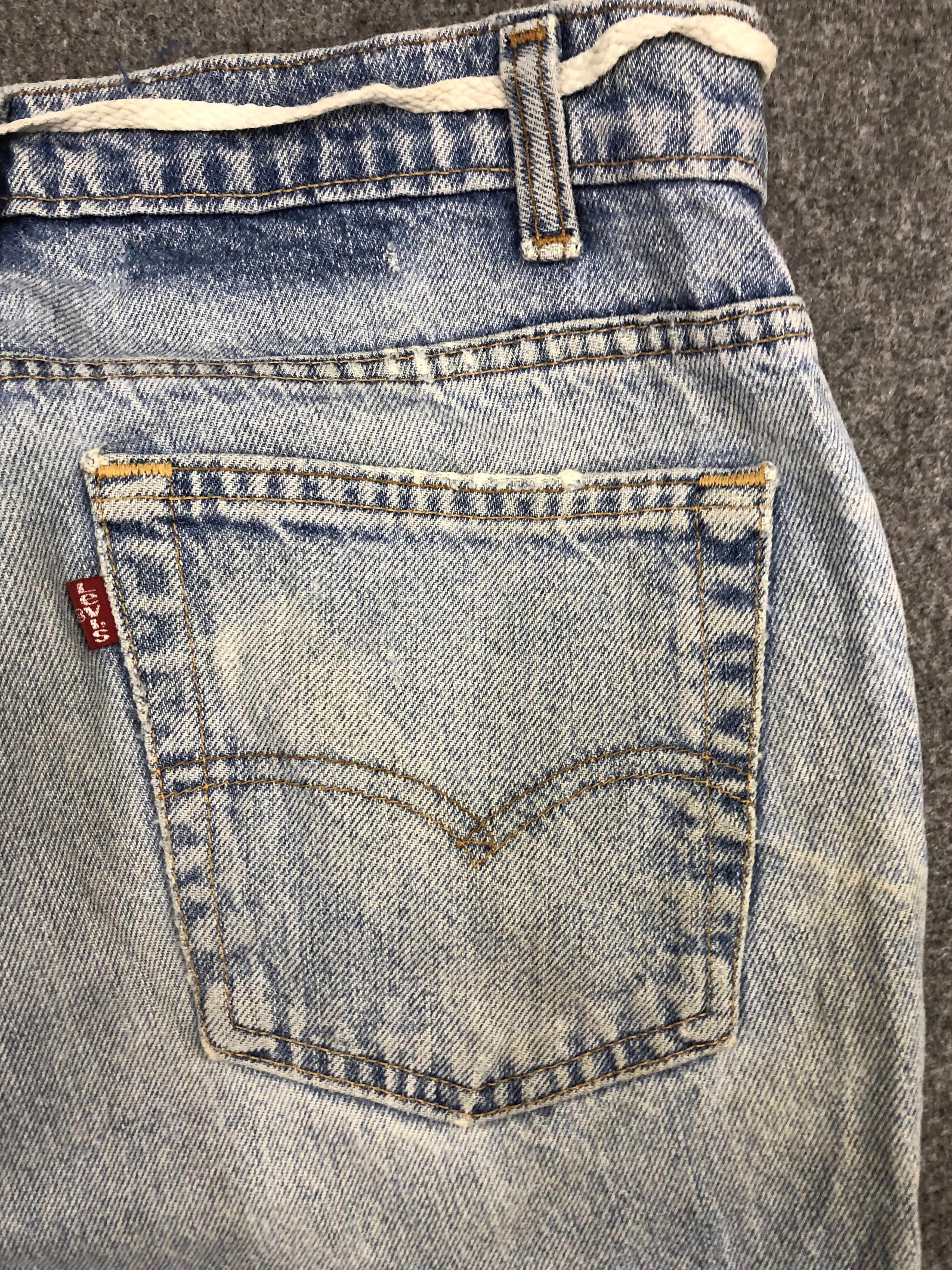 Levi's Vintage Levis Light Wash Jeans DP0963 Size US 34 / EU 50 - 9 Thumbnail