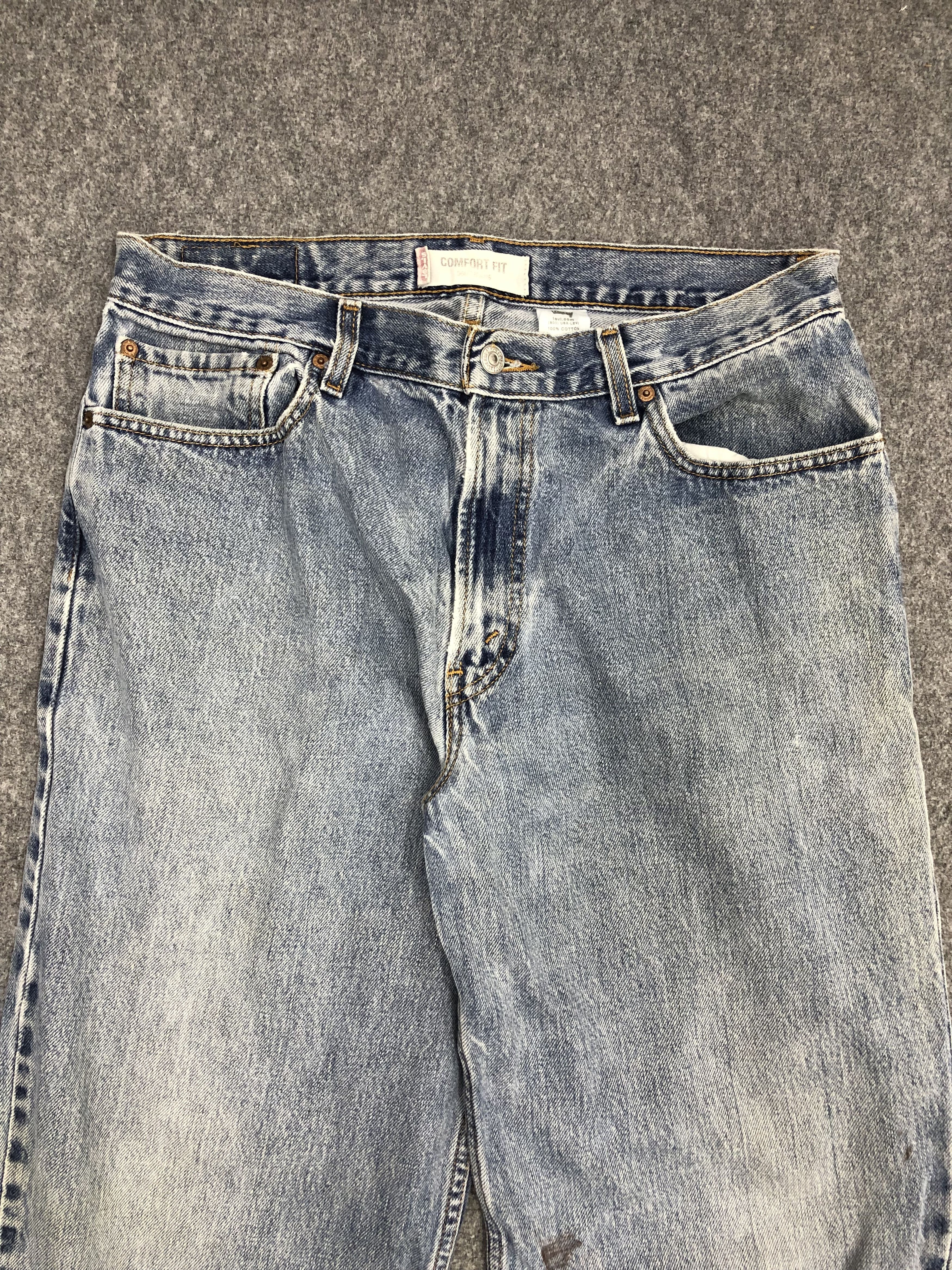 Levi's Vintage Levis 560 Jeans DP0962 Size US 35 - 2 Thumbnail