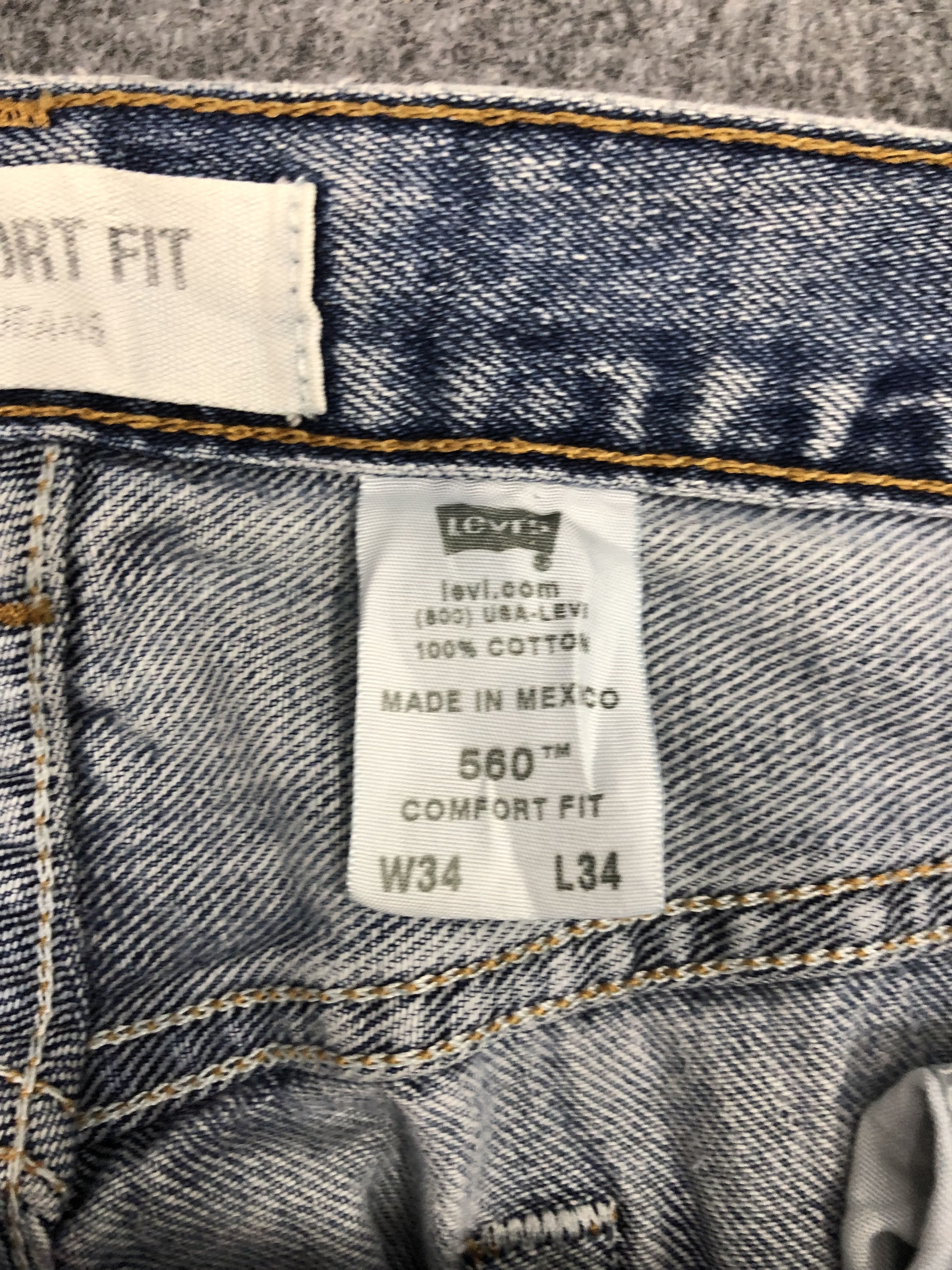 Levi's Vintage Levis 560 Jeans DP0962 Size US 35 - 7 Thumbnail