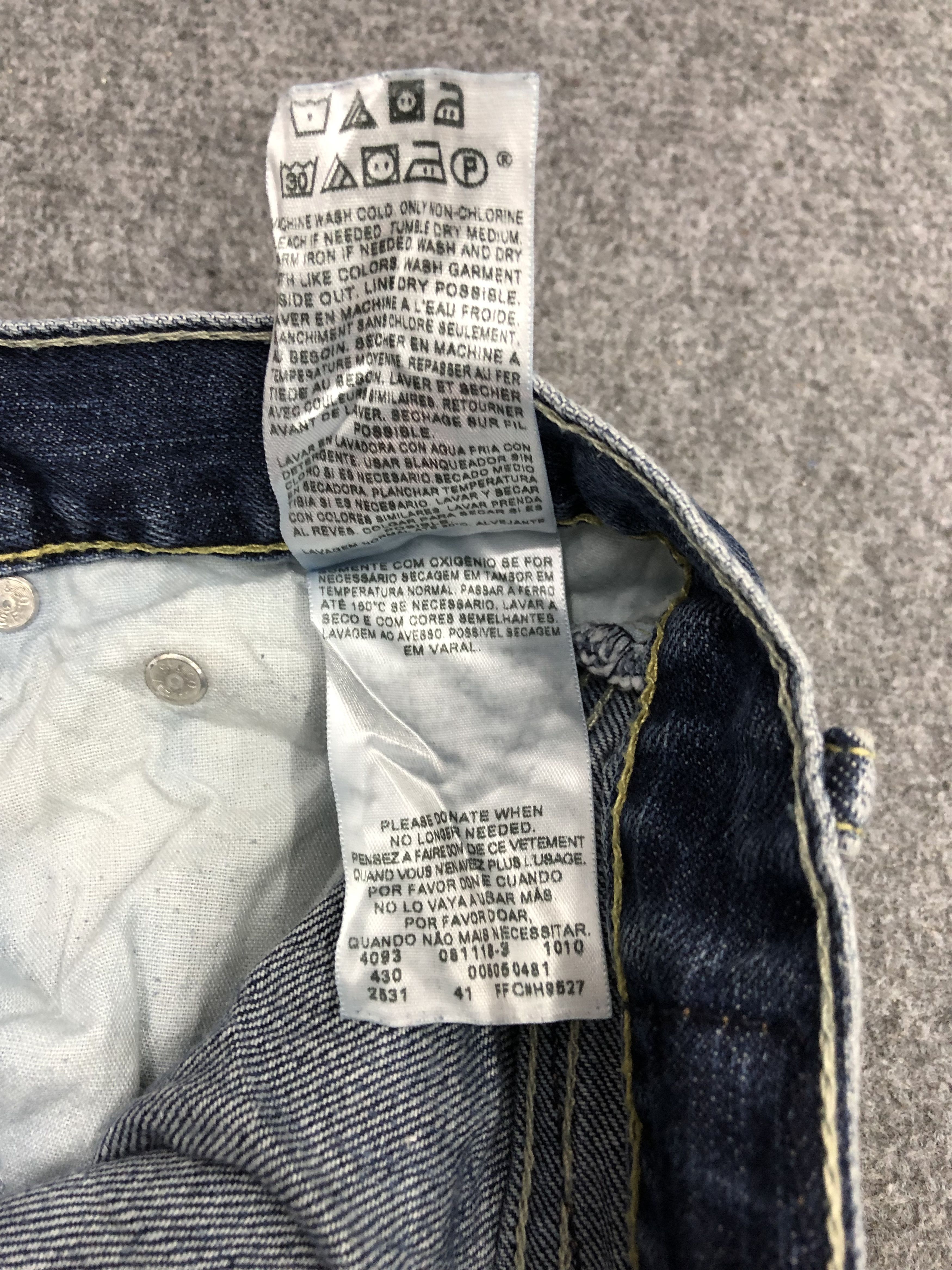 Levi's Vintage Levis 505 Jeans DP0958 Size US 35 - 8 Thumbnail