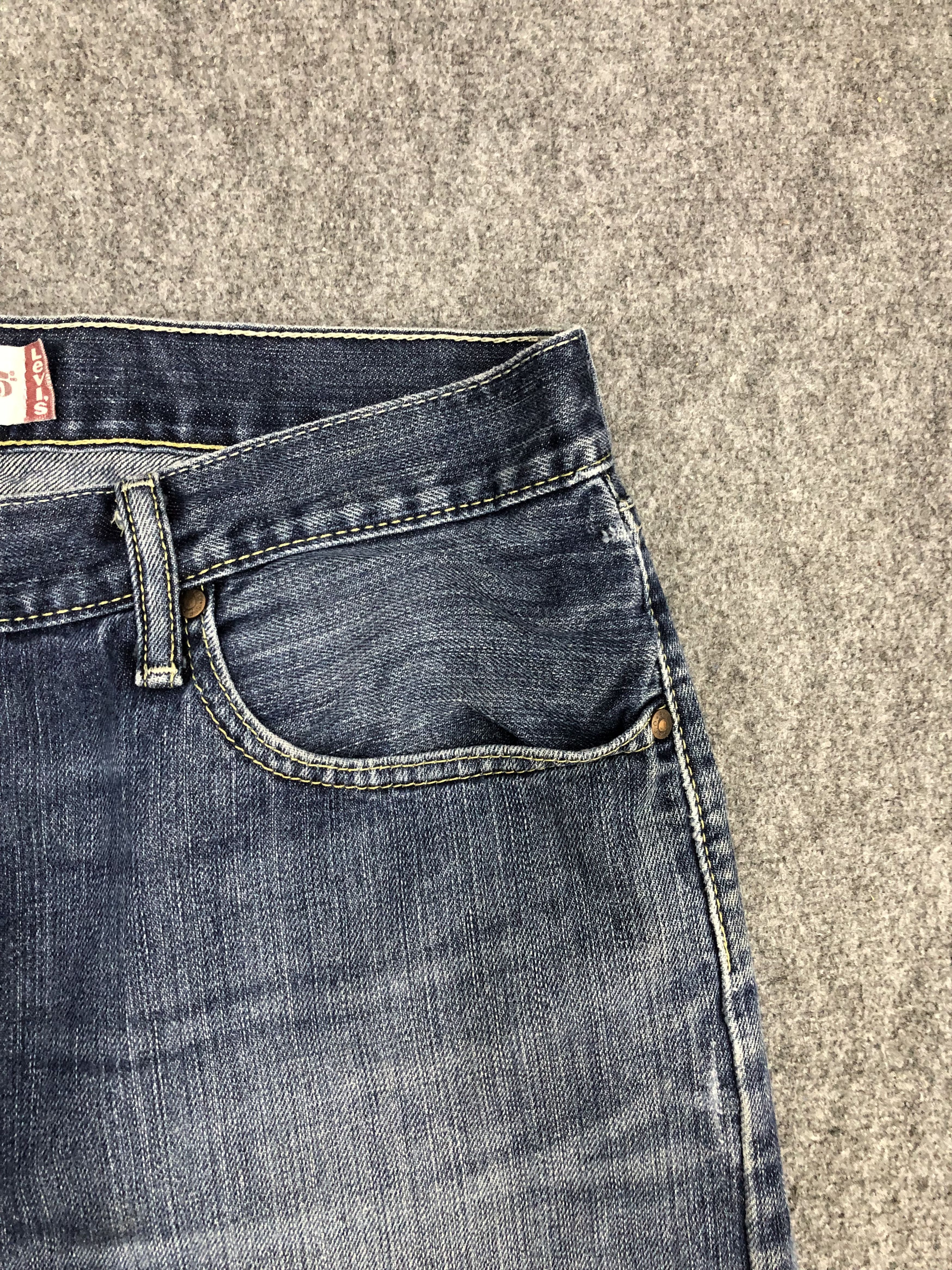 Levi's Vintage Levis 505 Jeans DP0958 Size US 35 - 9 Thumbnail