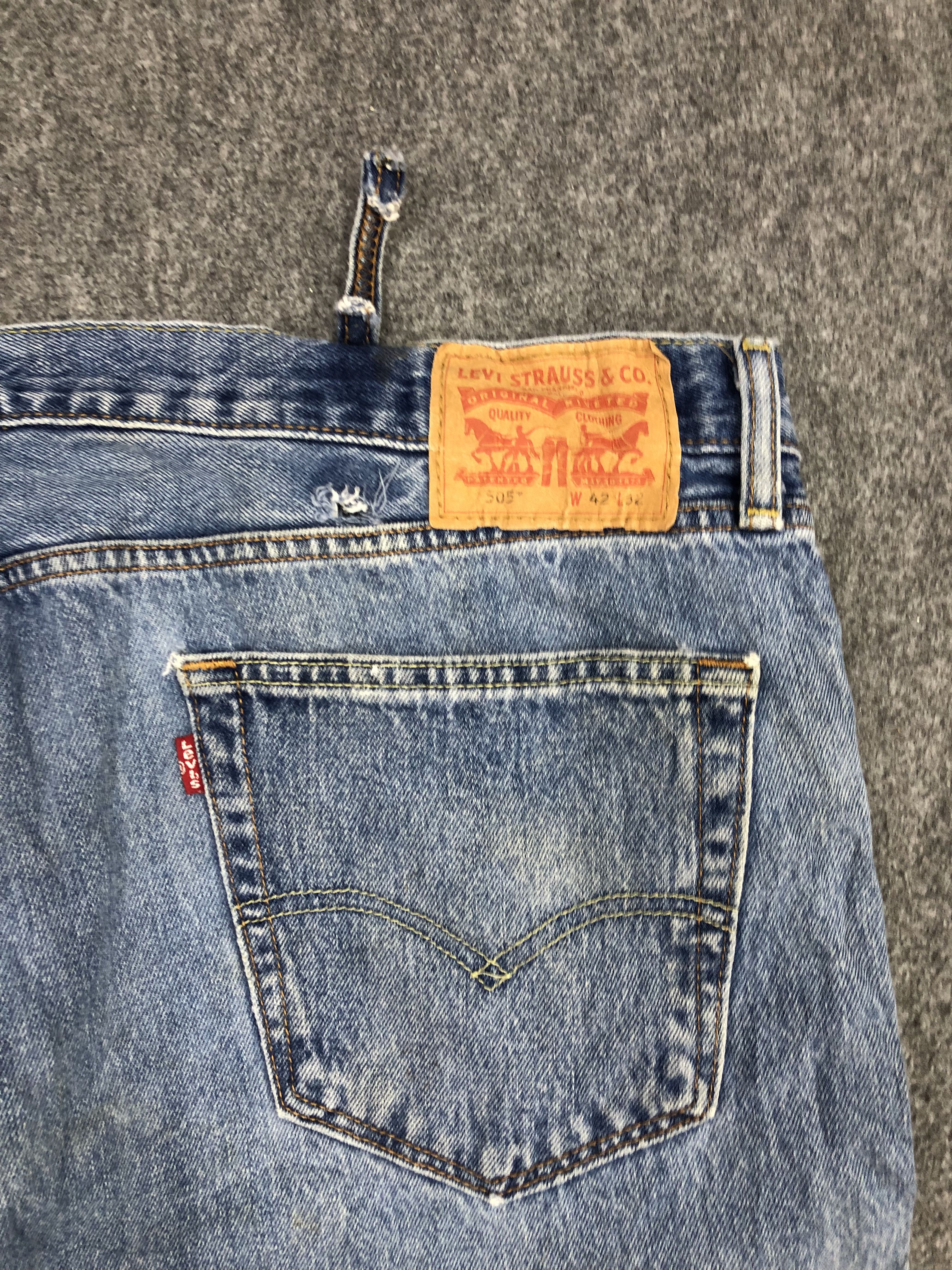 Levi's Vintage Levis 505 Light Wash Jeans DP0957 Size US 42 / EU 58 - 12 Thumbnail