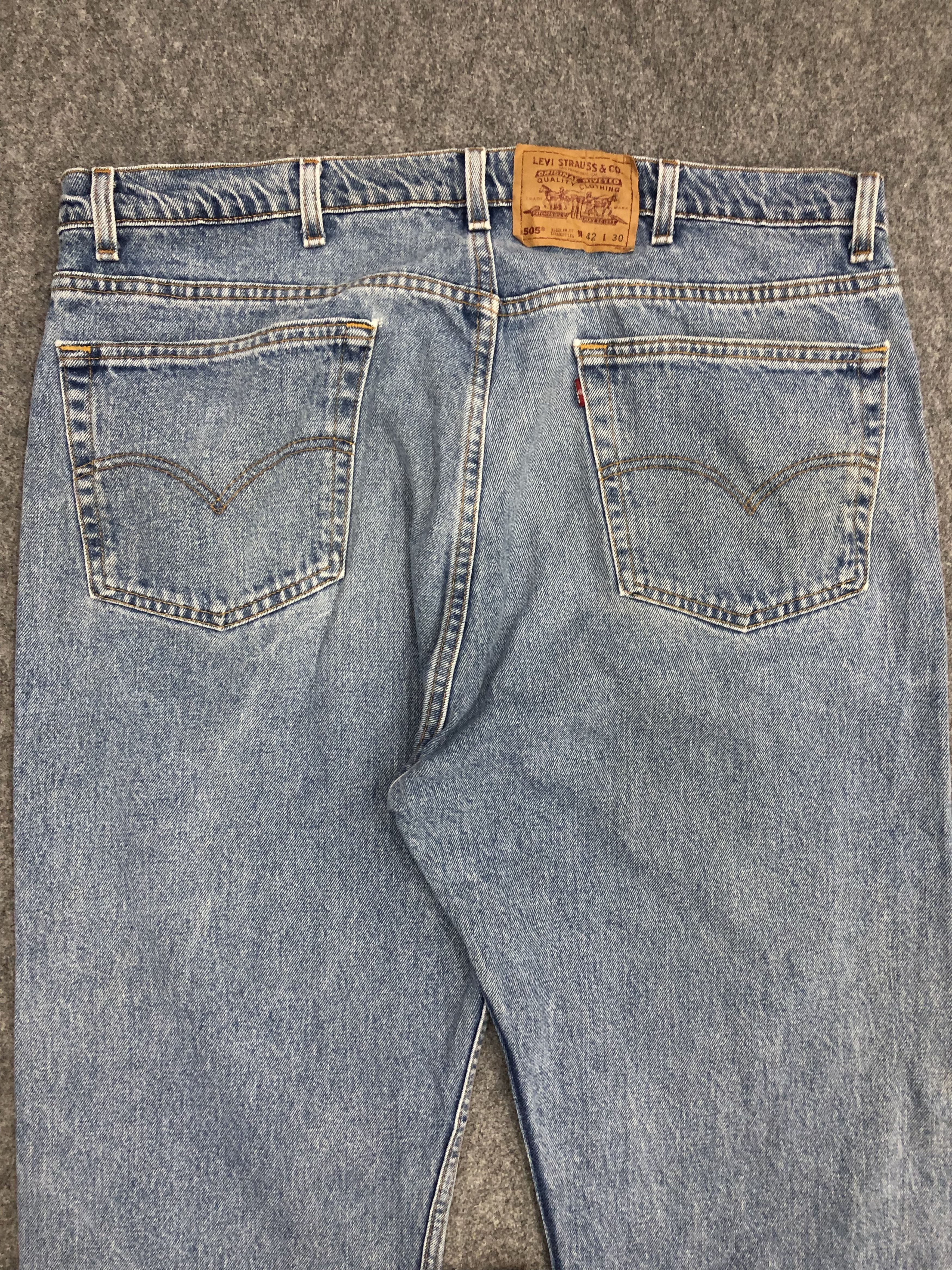 Levi's Vintage Levis 505 Light Wash Jeans DP0956 Size US 41 - 3 Thumbnail