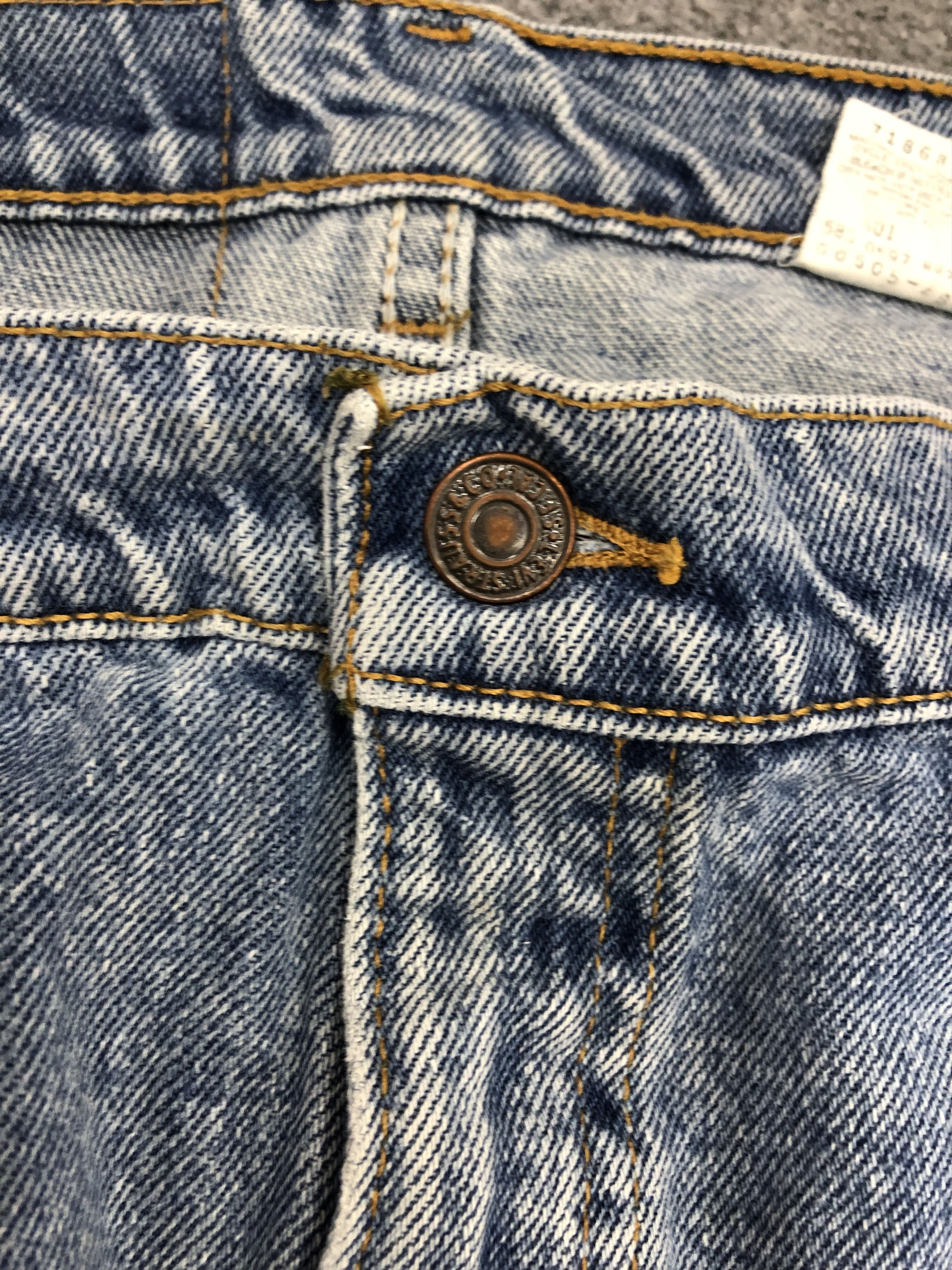 Levi's Vintage Levis 505 Light Wash Jeans DP0956 Size US 41 - 6 Thumbnail