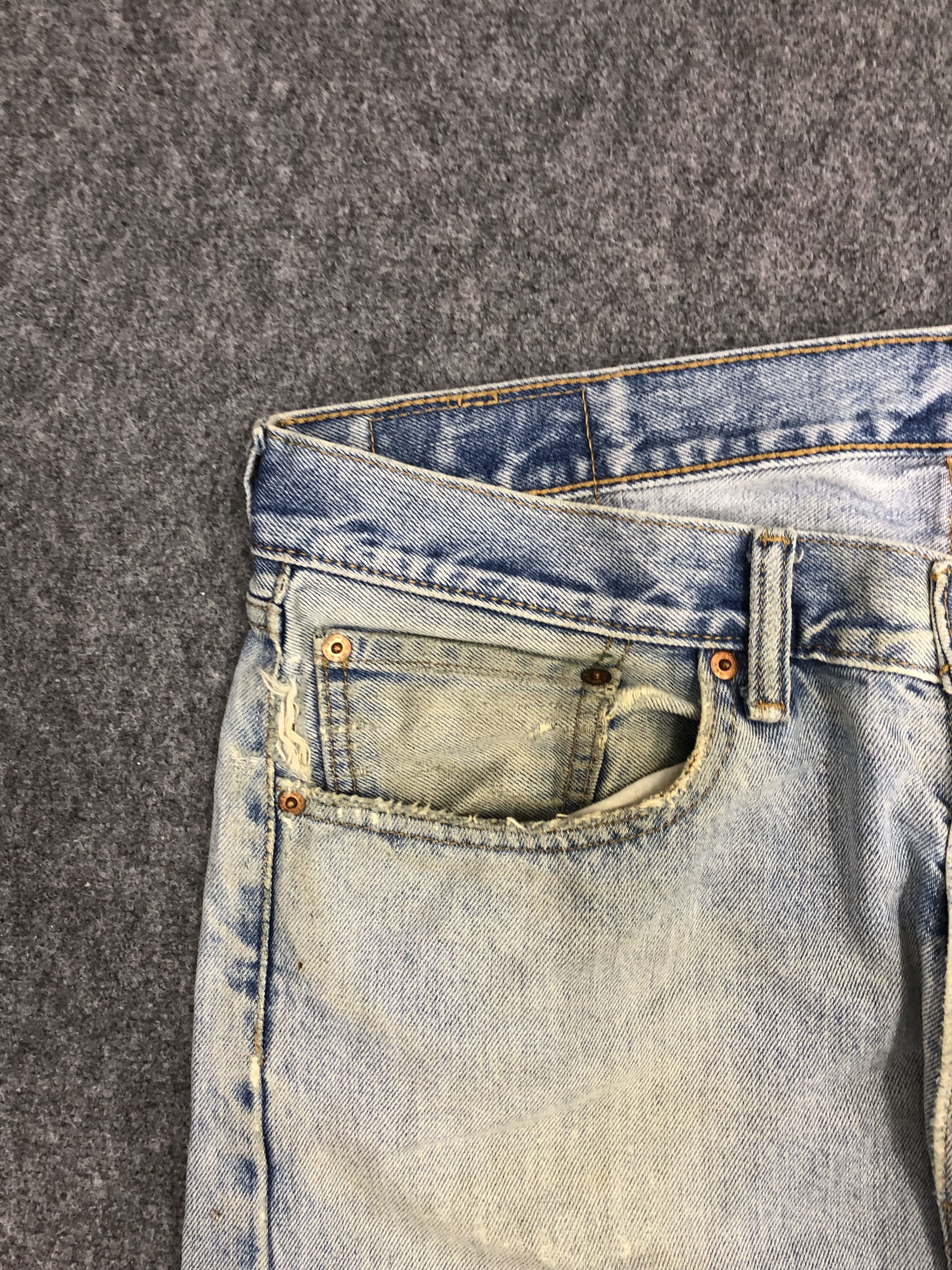 Levi's Vintage Levis 505 Light Wash Jeans DP0955 Size US 36 / EU 52 - 8 Thumbnail