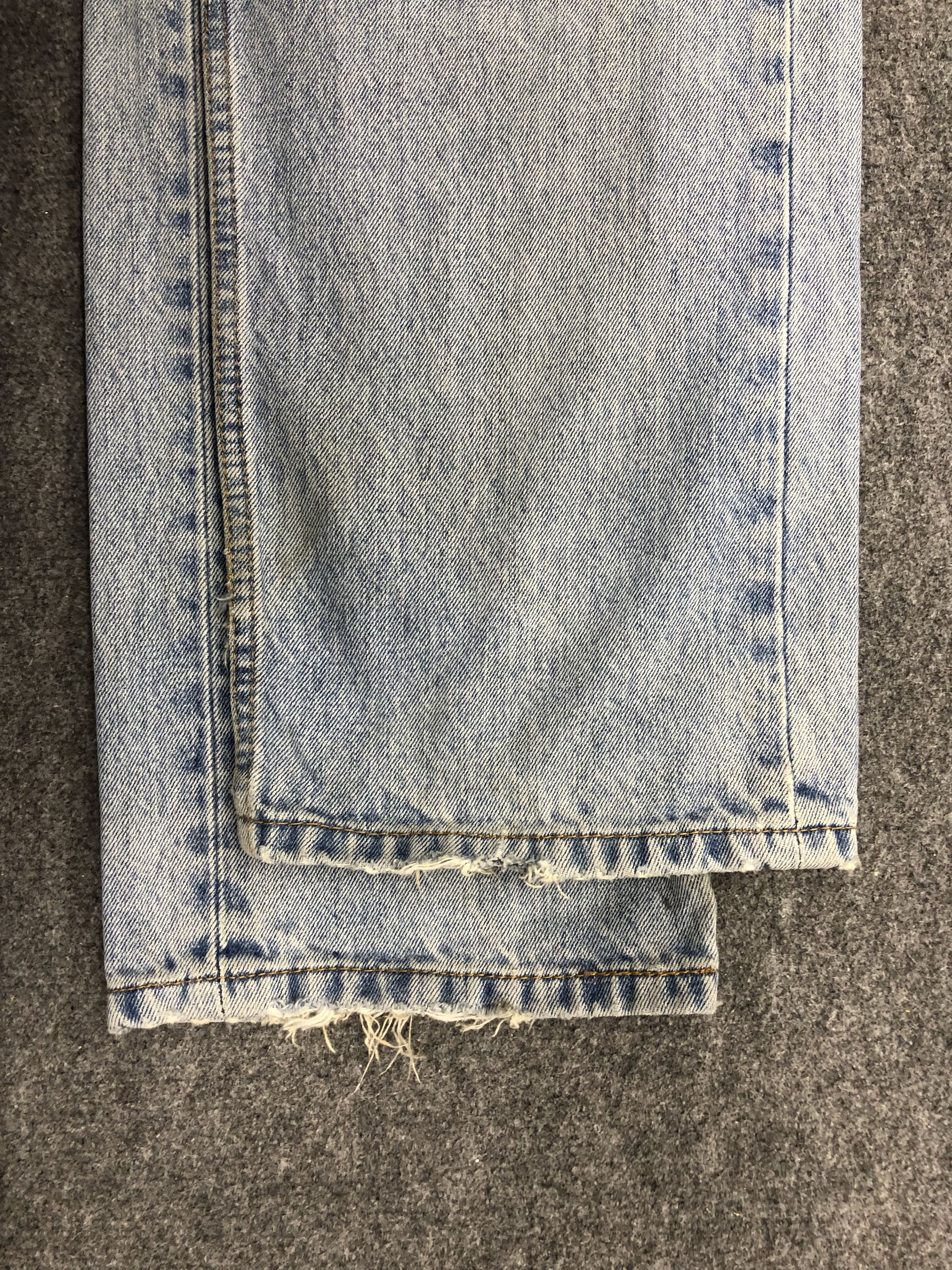 Levi's Vintage Levis 505 Light Wash Jeans DP0955 Size US 36 / EU 52 - 11 Thumbnail