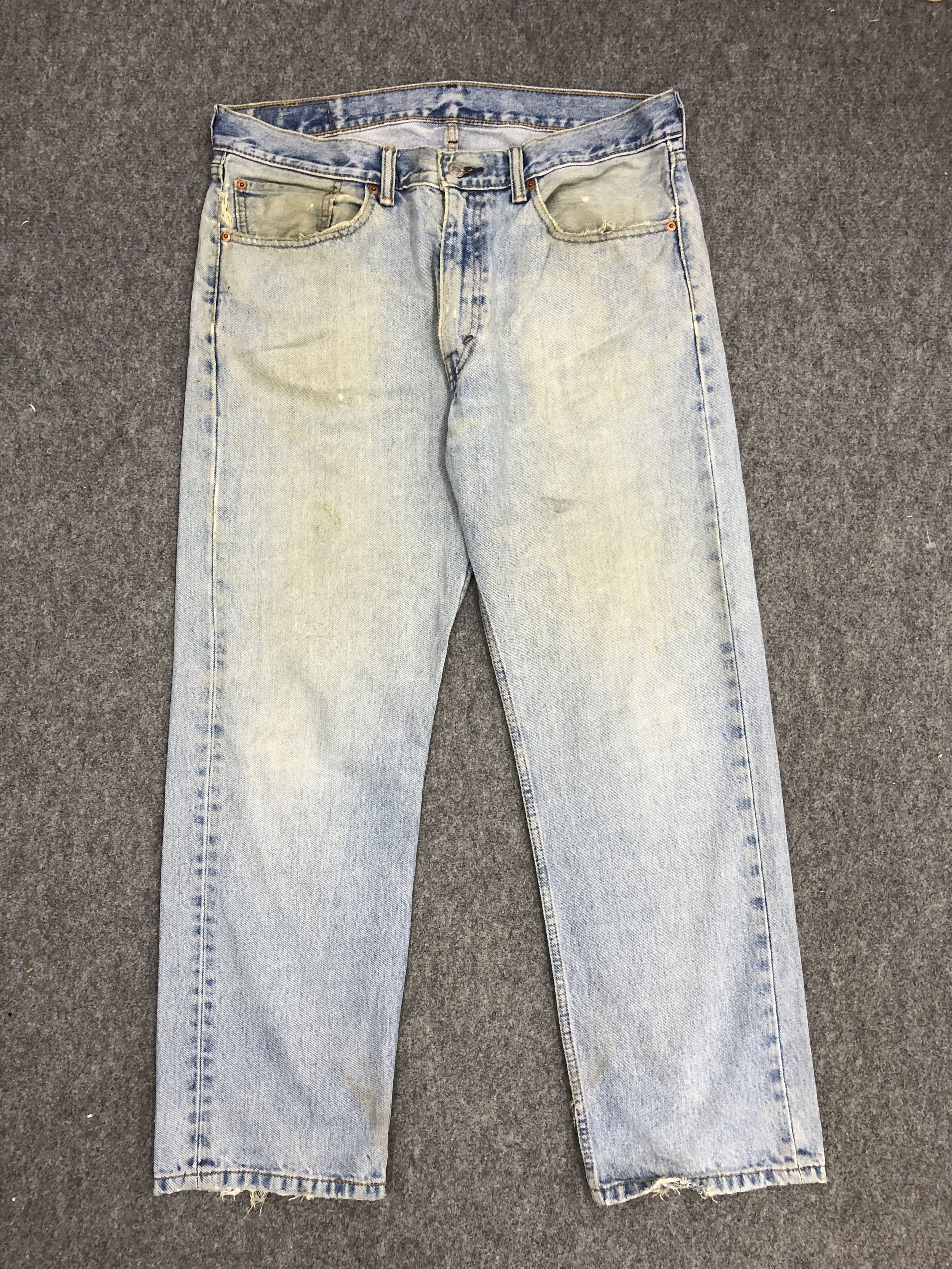 Levi's Vintage Levis 505 Light Wash Jeans DP0955 Size US 36 / EU 52 - 1 Thumbnail
