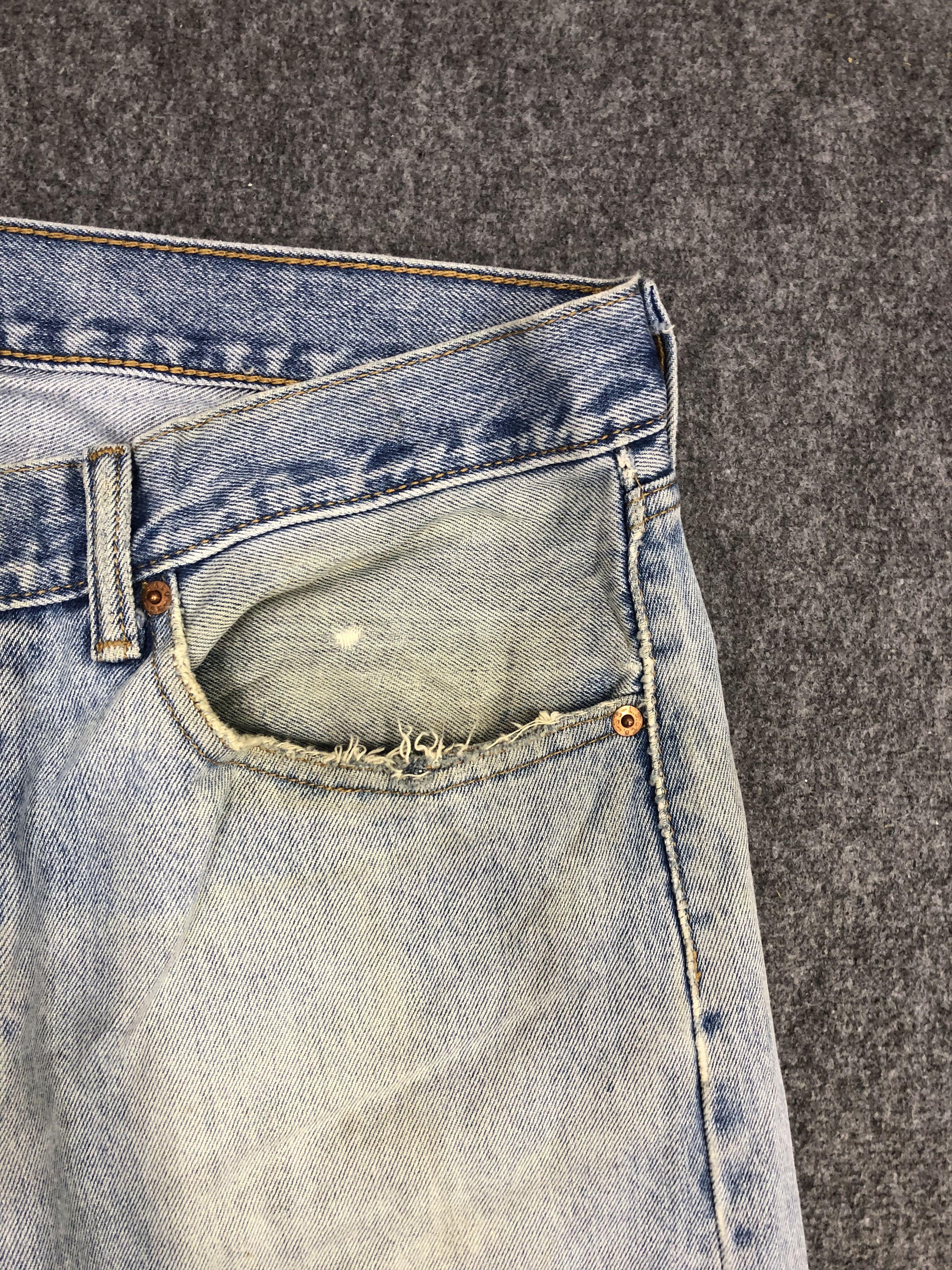 Levi's Vintage Levis 505 Light Wash Jeans DP0955 Size US 36 / EU 52 - 7 Thumbnail