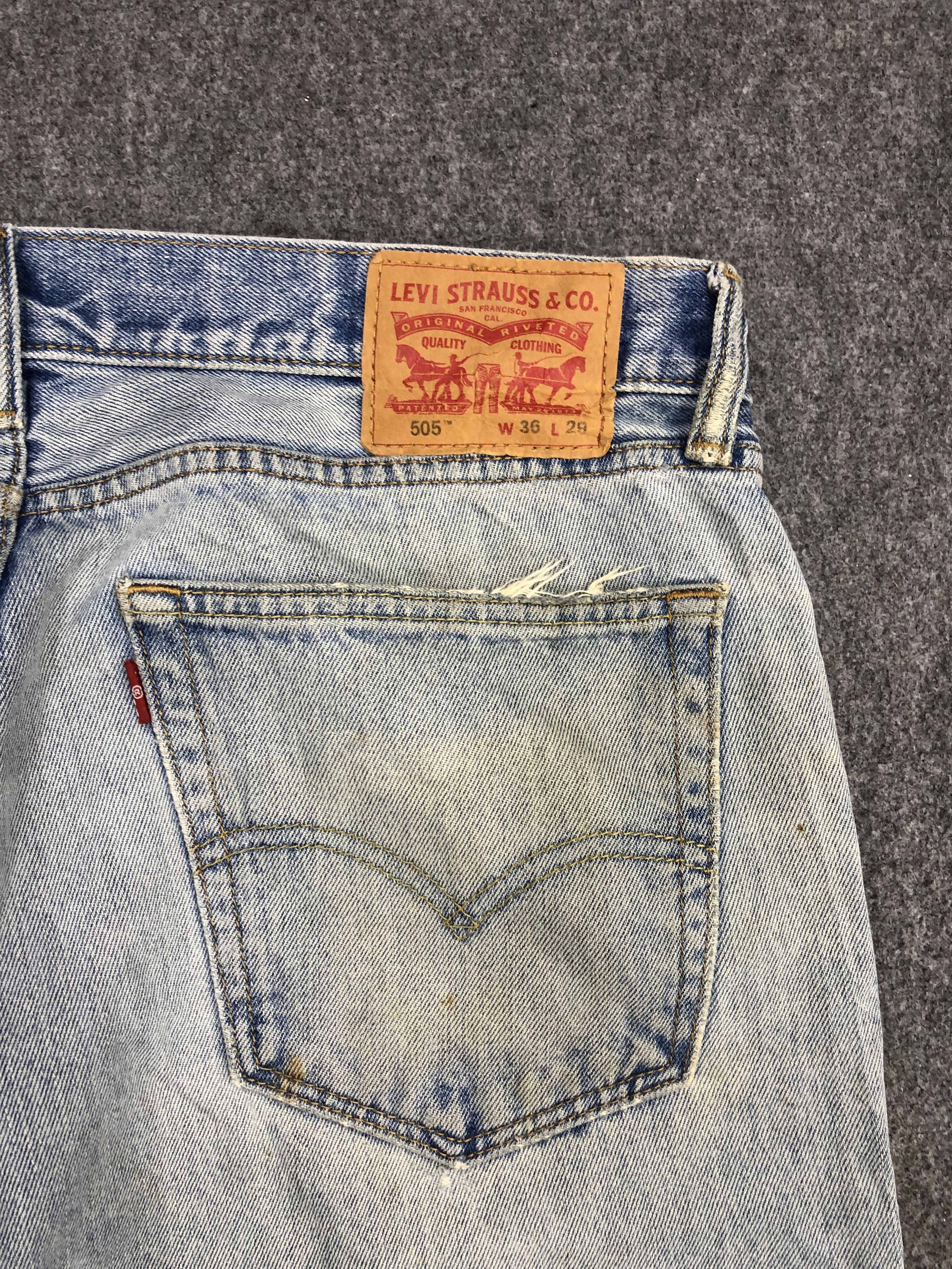 Levi's Vintage Levis 505 Light Wash Jeans DP0955 Size US 36 / EU 52 - 12 Thumbnail