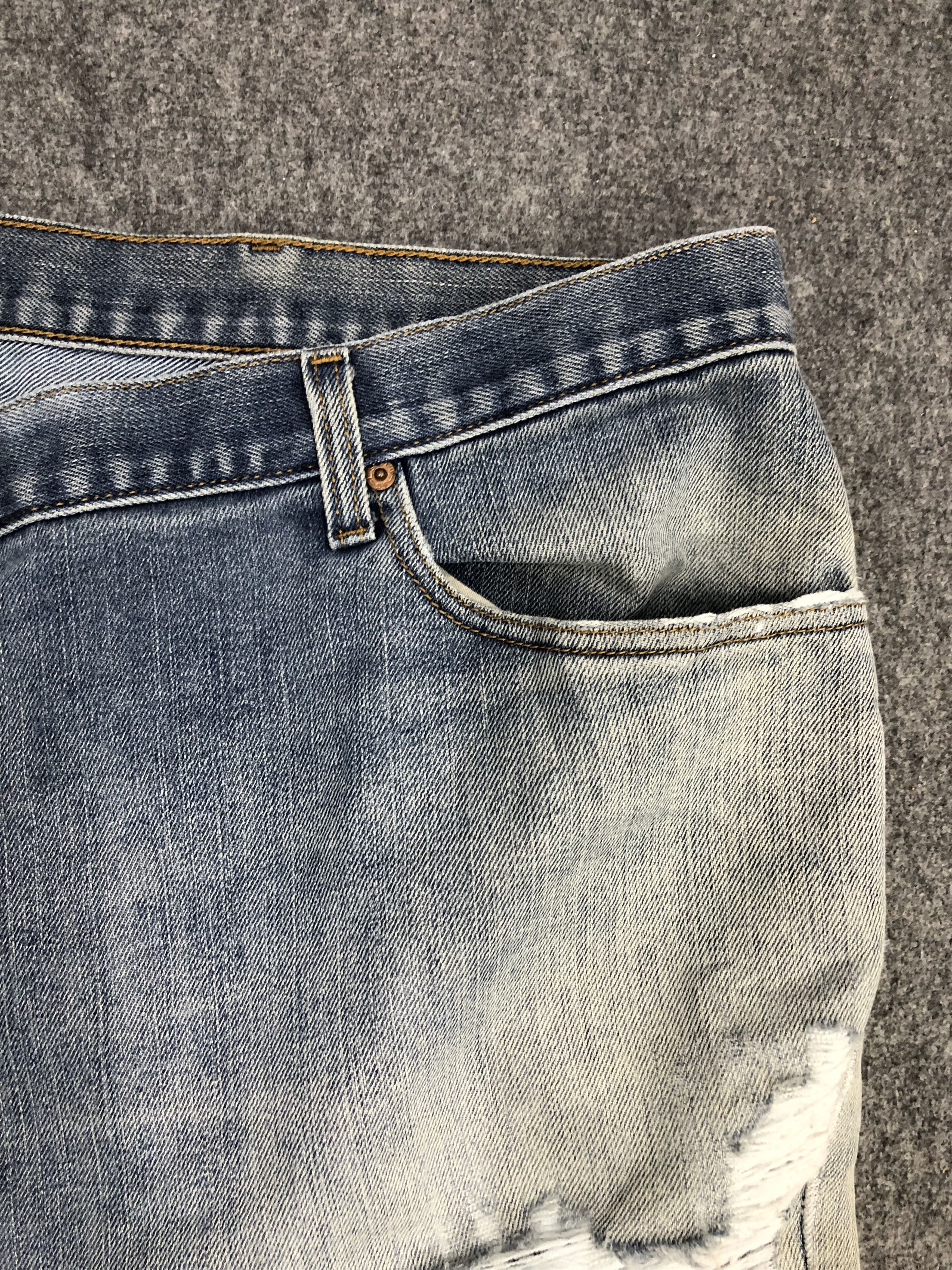 Levi's Distressed Vintage Levis 560 Jeans DP0989 Size US 44 / EU 60 - 2 Thumbnail