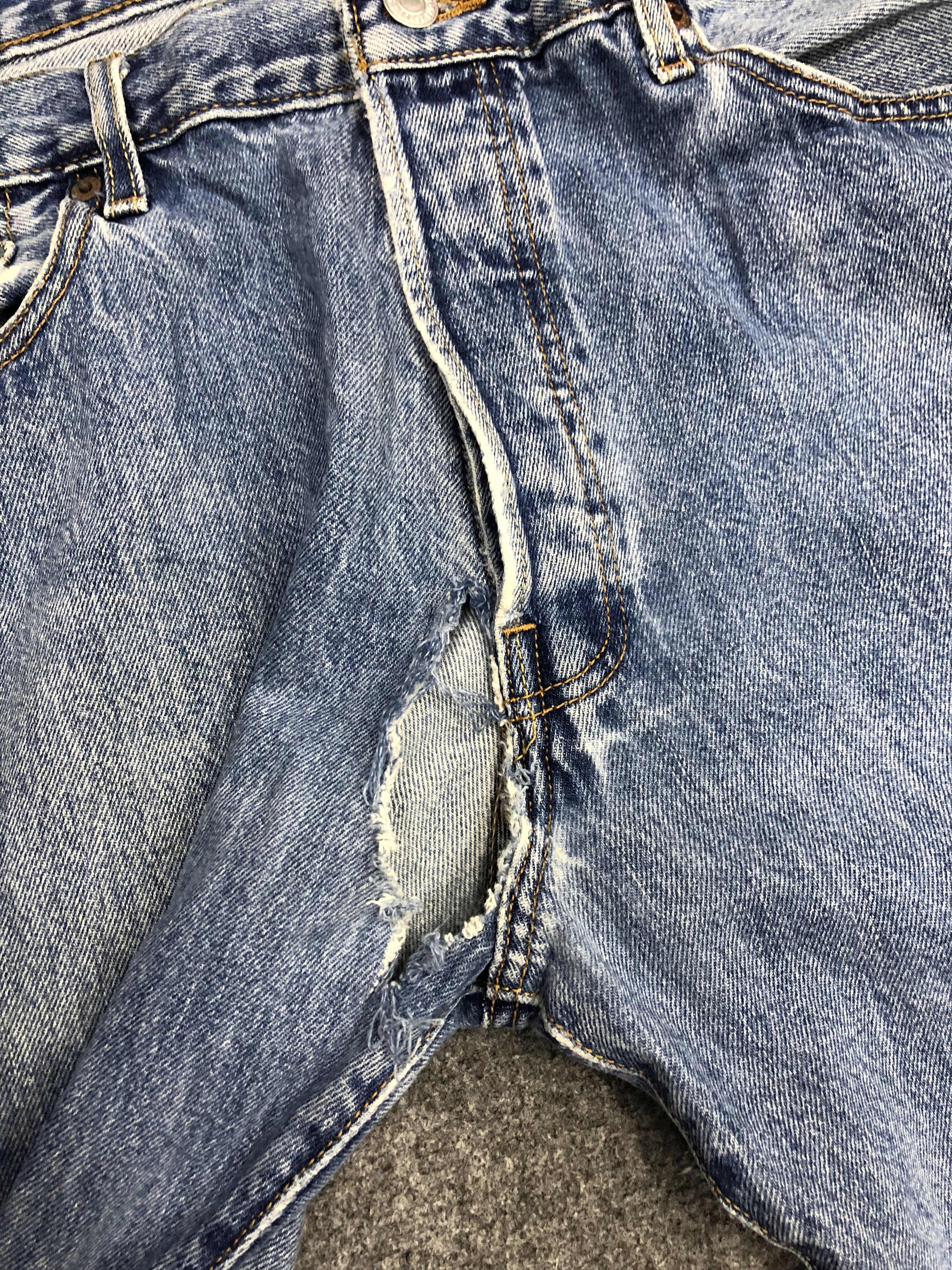 Levi's Vintage Levis 501 Light Wash Jeans DP0981 Size US 36 / EU 52 - 13 Thumbnail
