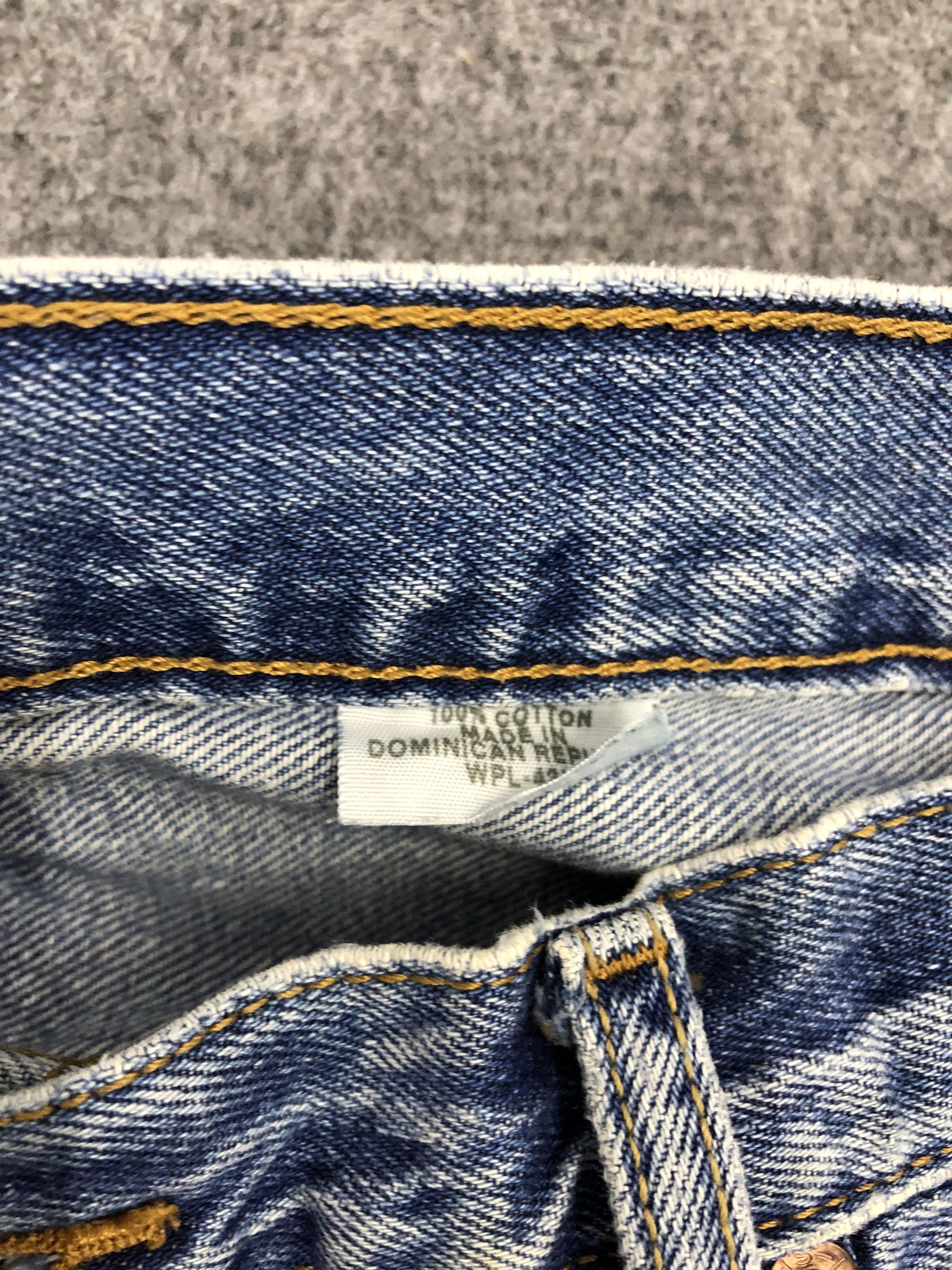 Levi's Vintage Levis 501 Light Wash Jeans DP0981 Size US 36 / EU 52 - 12 Thumbnail