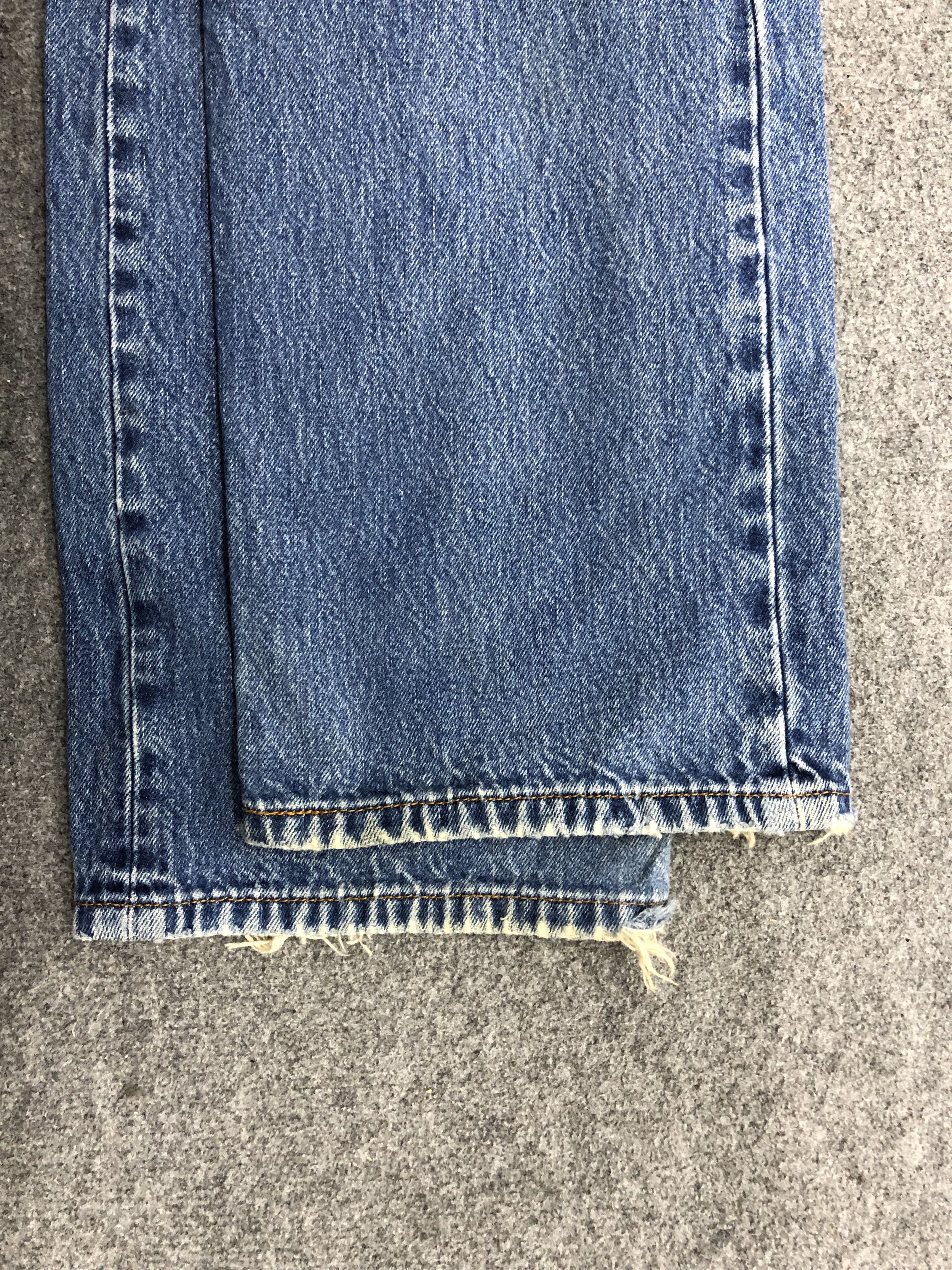 Levi's Vintage 90s Levis 501 Light Wash Jeans DP0980 Size US 33 - 14 Thumbnail