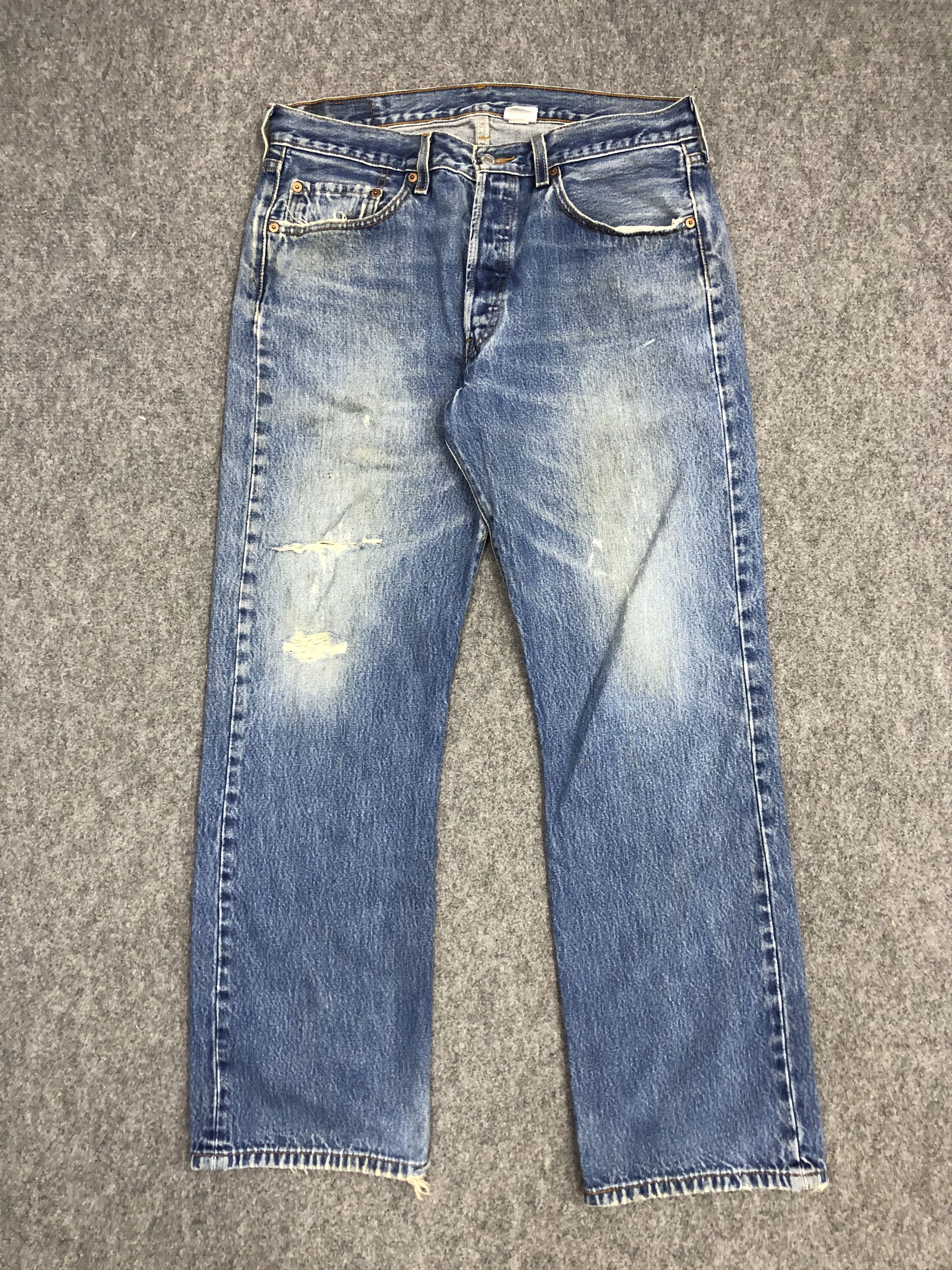 Levi's Vintage 90s Levis 501 Light Wash Jeans DP0980 Size US 33 - 1 Thumbnail