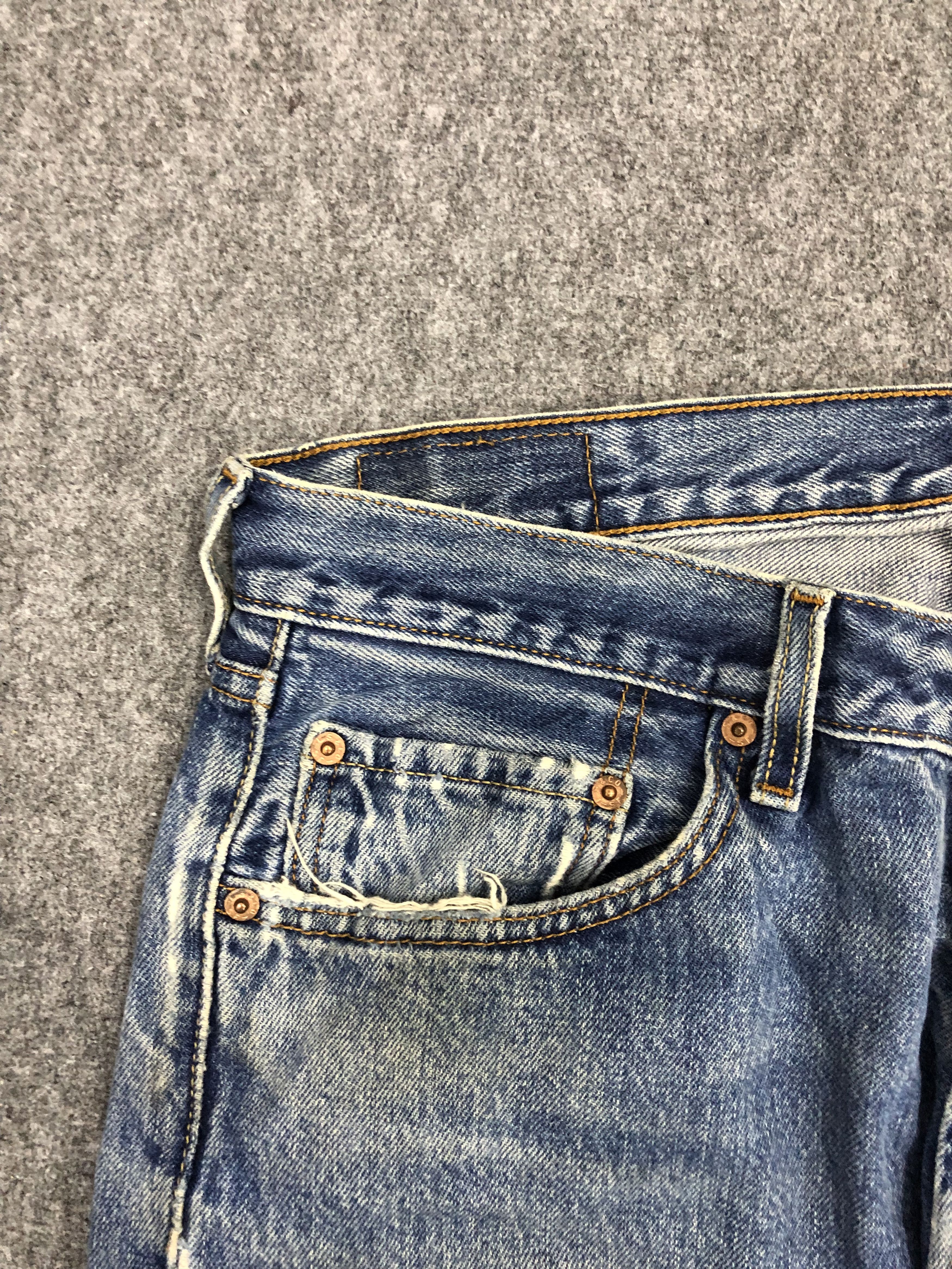 Levi's Vintage 90s Levis 501 Light Wash Jeans DP0980 Size US 33 - 9 Thumbnail